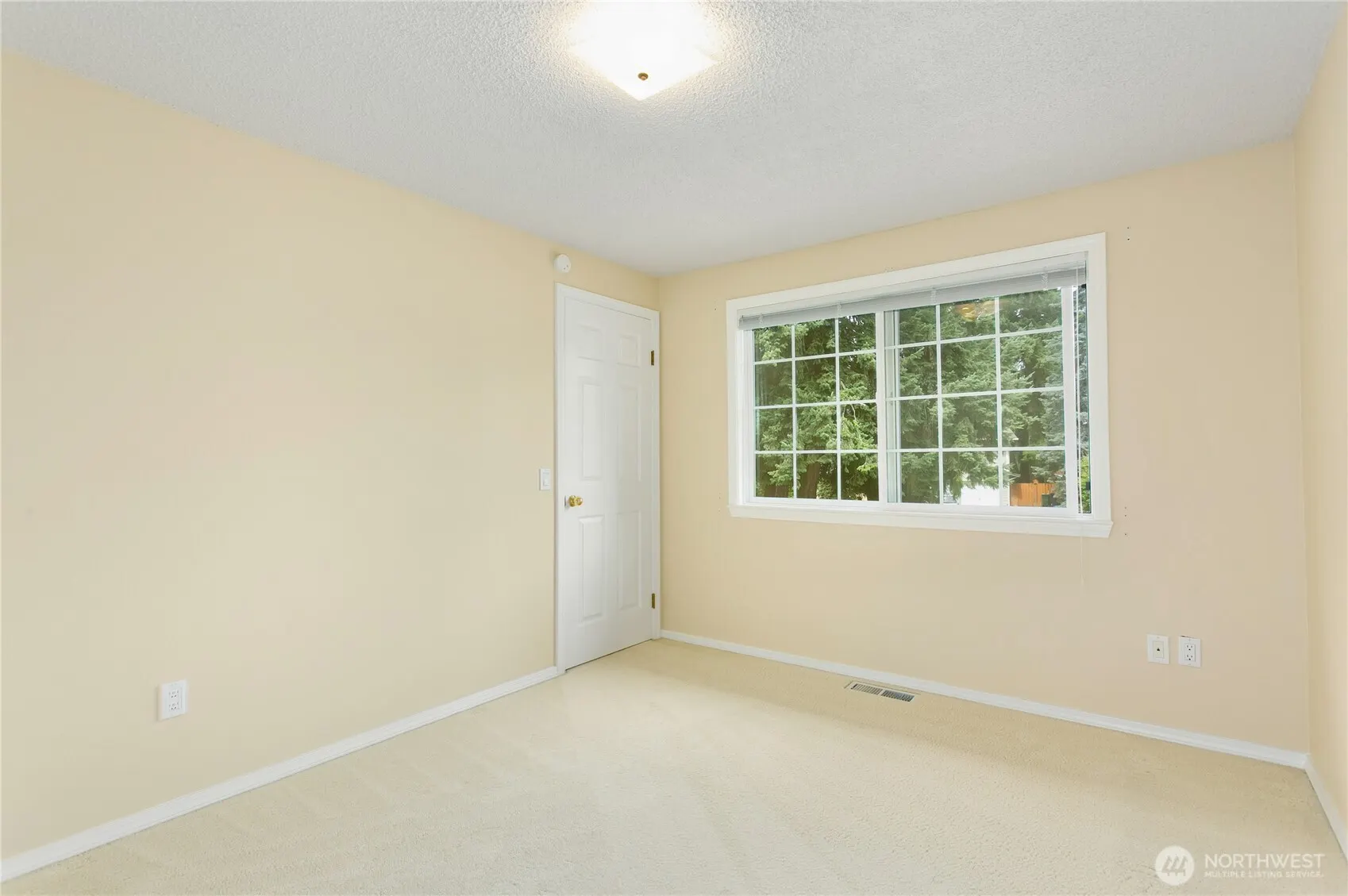 6609 141st Place NE, Redmond, WA 98052
