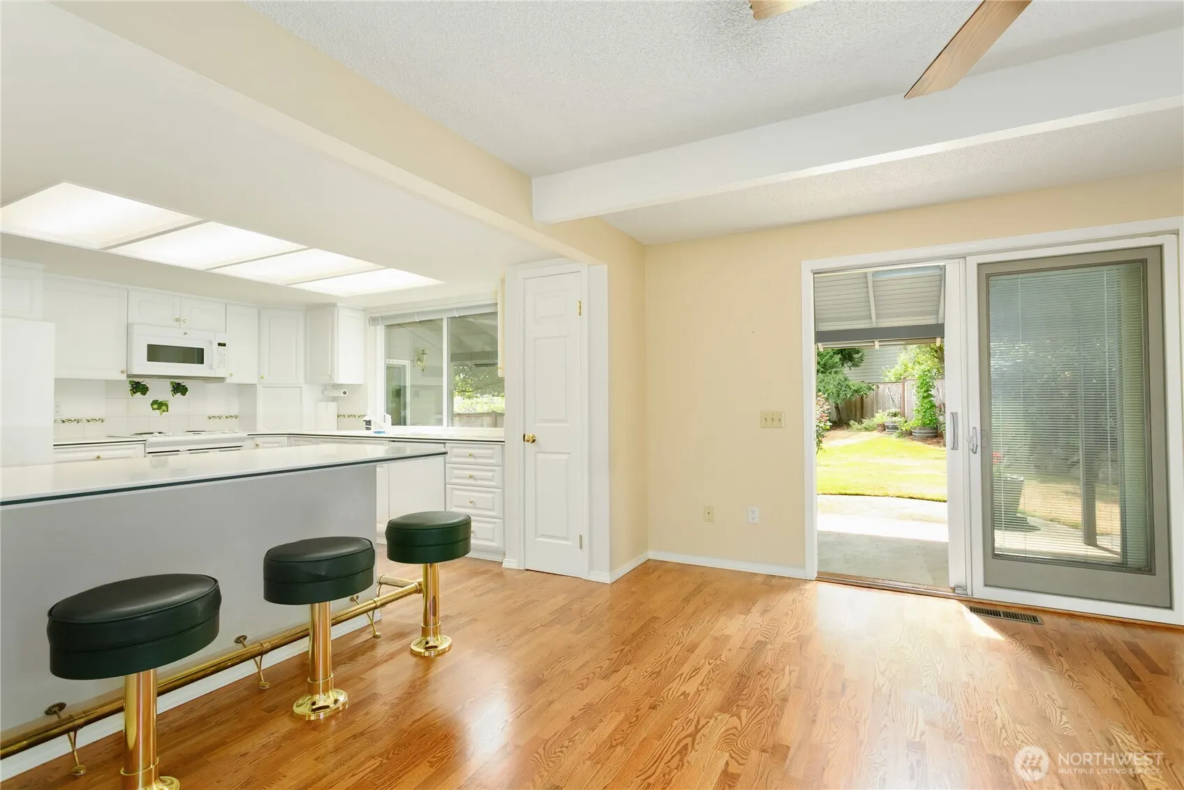 6609 141st Place NE, Redmond, WA 98052