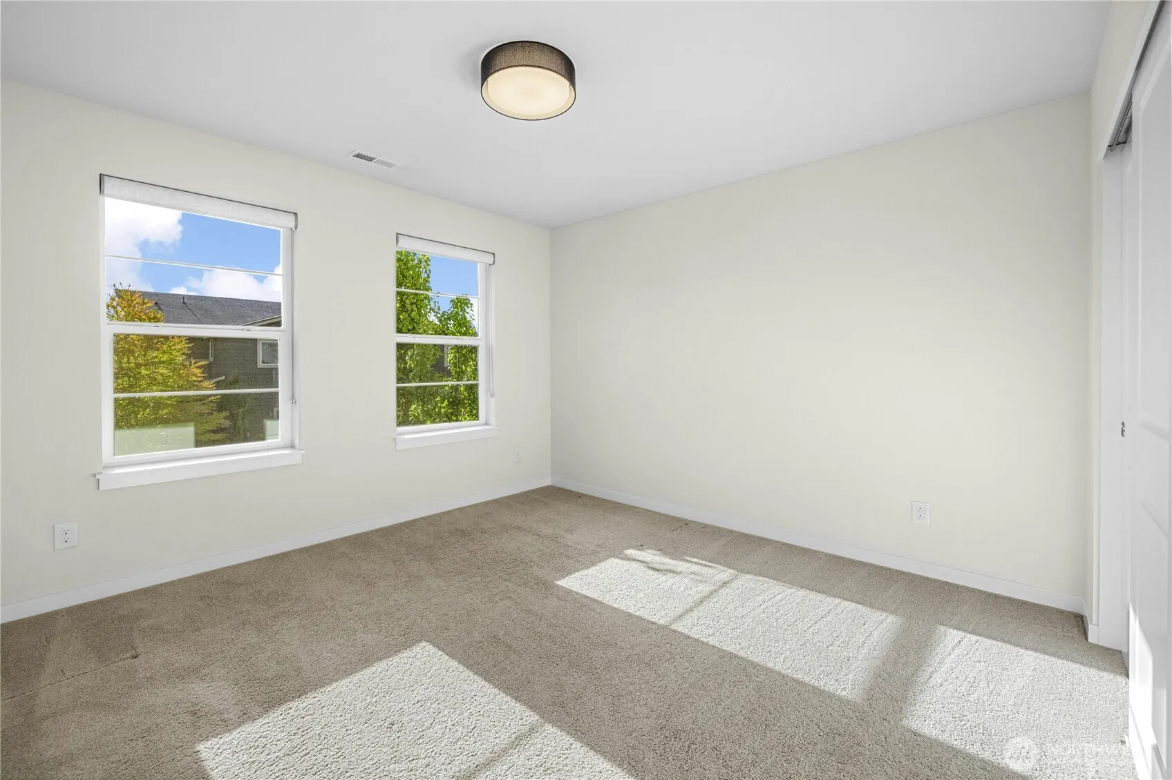 4996 233nd Avenue SE, Issaquah, WA 98029