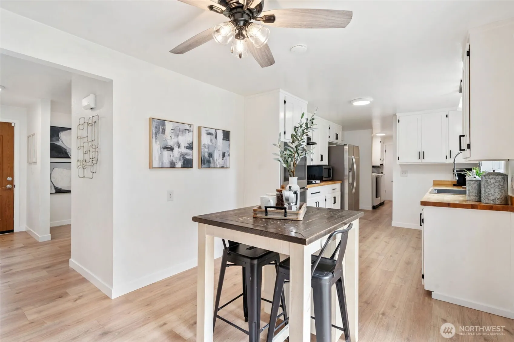 8 157th Place SE, Bothell, WA 98012