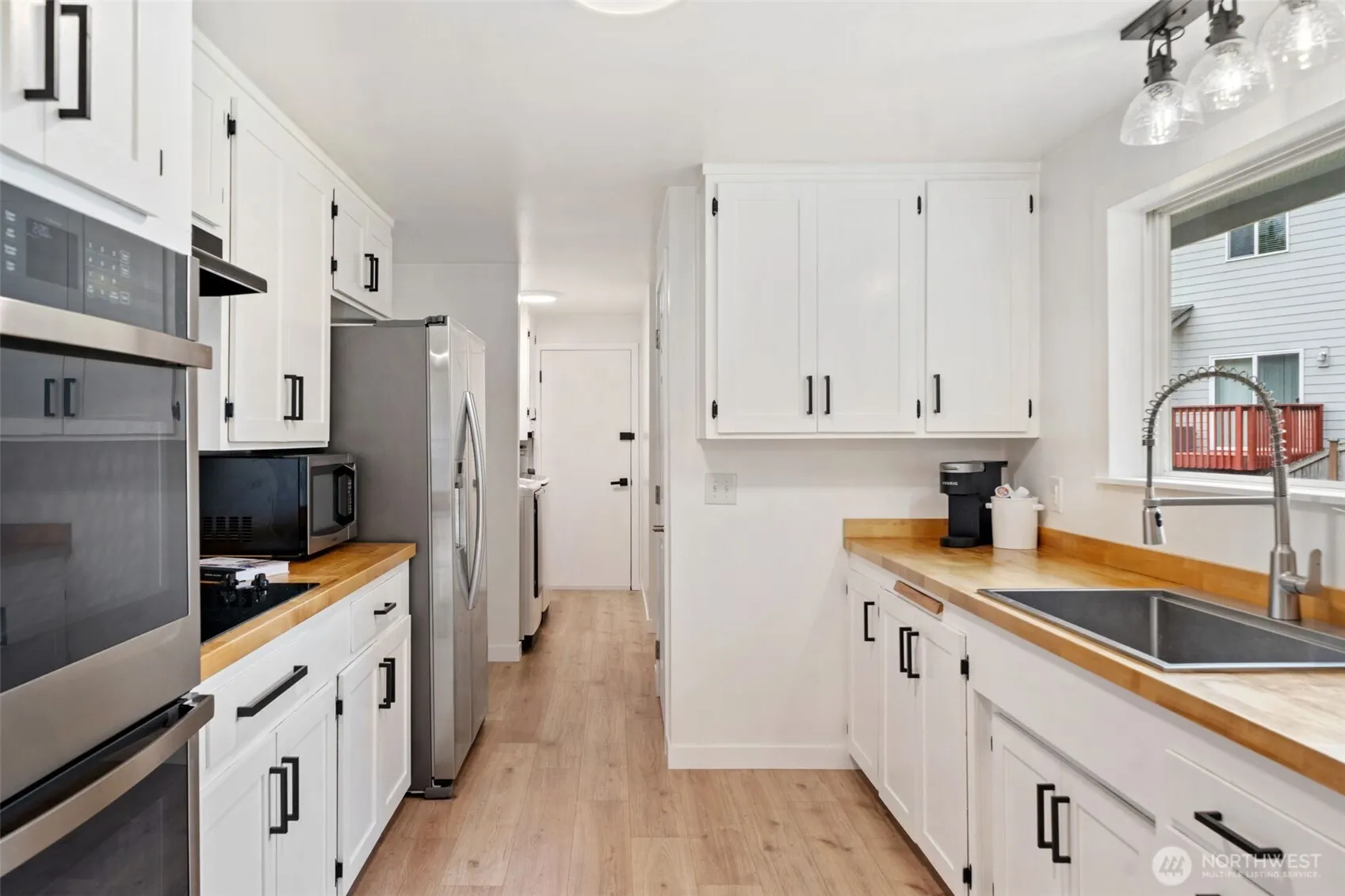 8 157th Place SE, Bothell, WA 98012