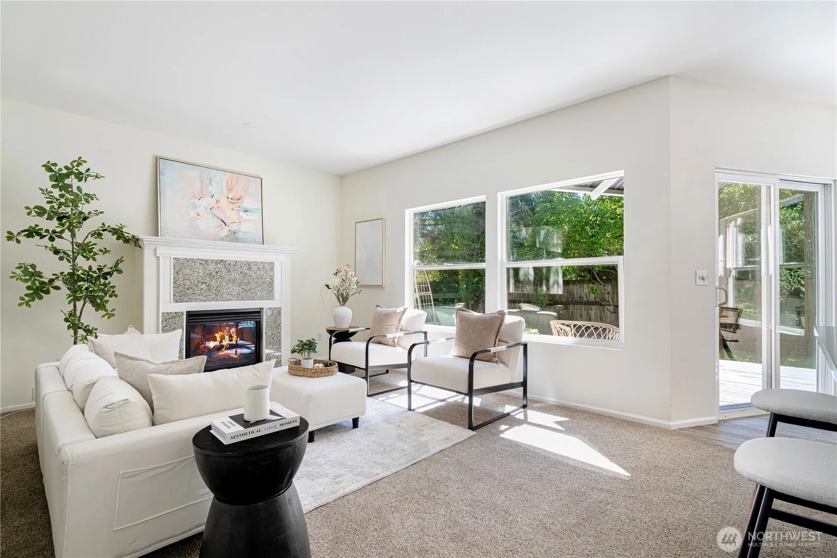 25133 SE 43rd Place , Sammamish, WA 98029