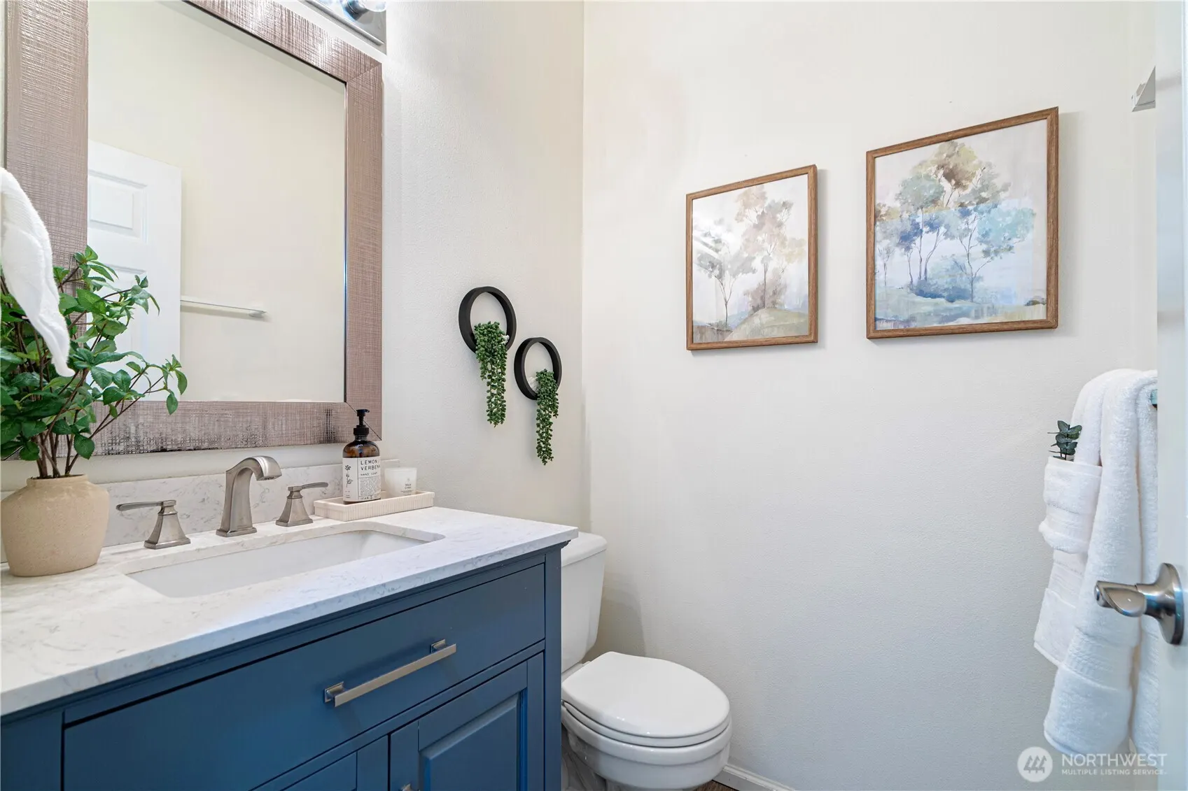25133 SE 43rd Place , Sammamish, WA 98029