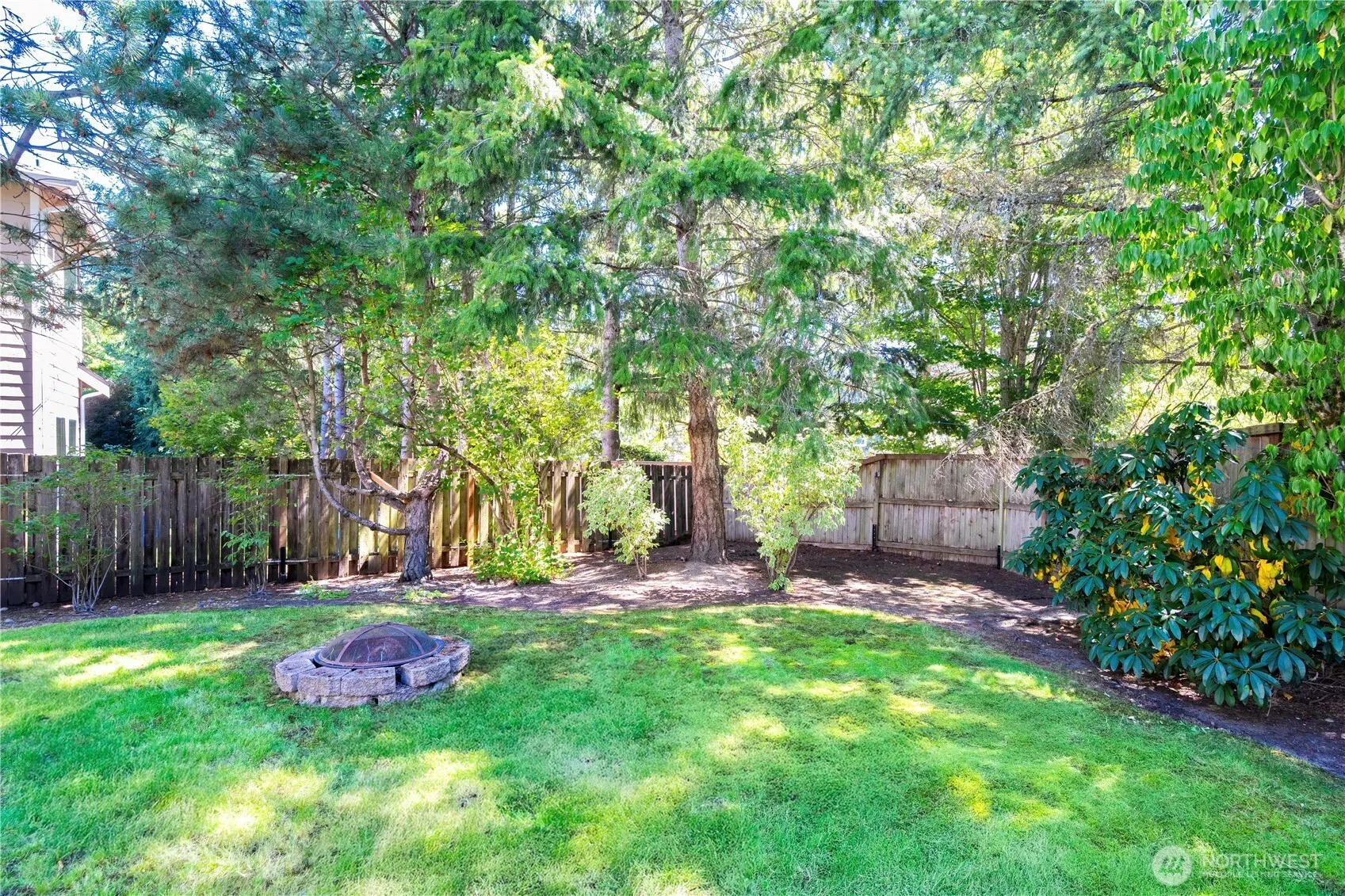 25133 SE 43rd Place , Sammamish, WA 98029