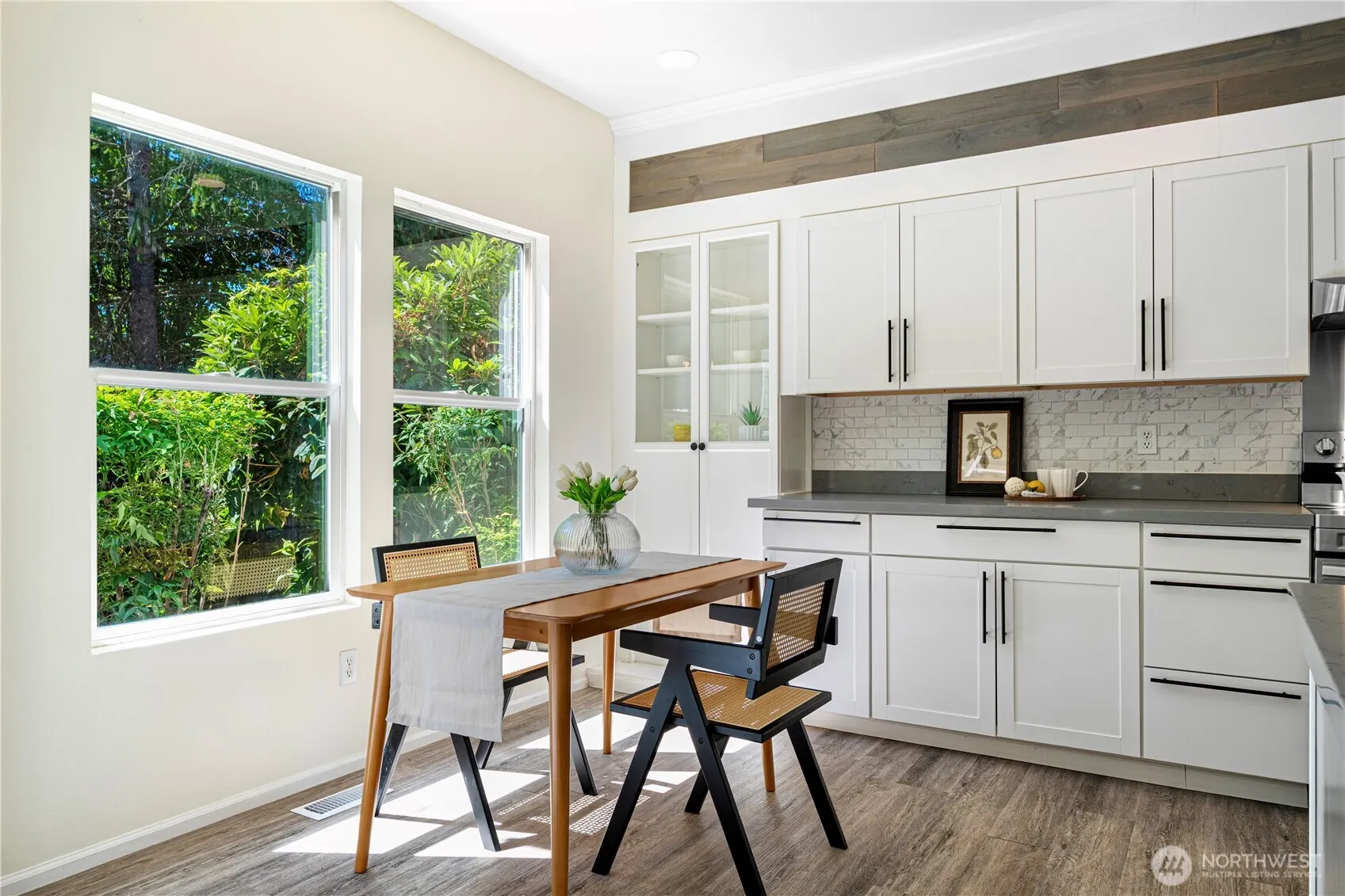 25133 SE 43rd Place , Sammamish, WA 98029