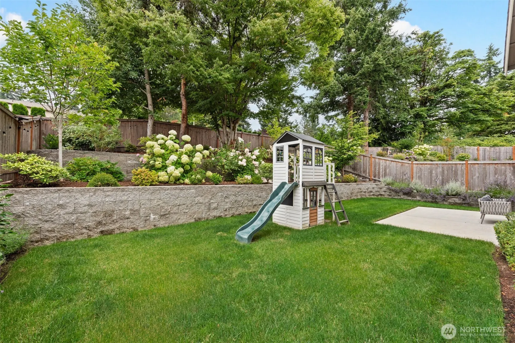 17228 NE 113th Court , Redmond, WA 98052