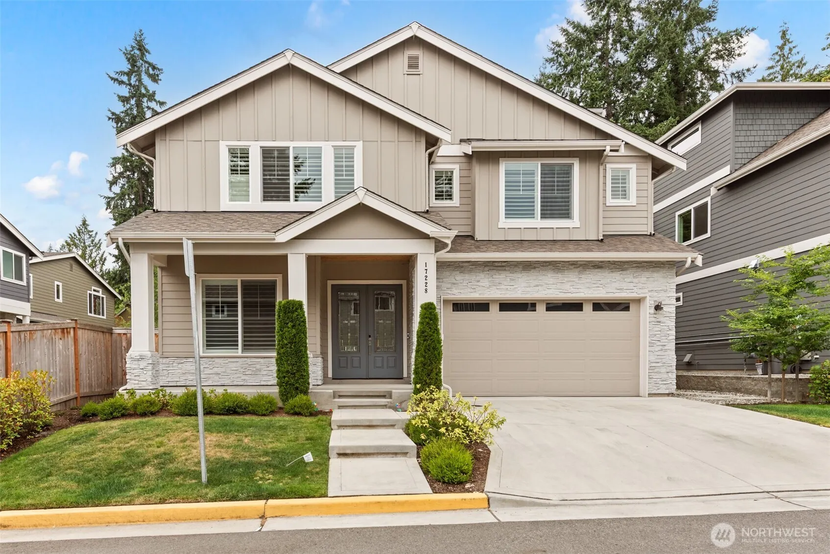 17228 NE 113th Court , Redmond, WA 98052