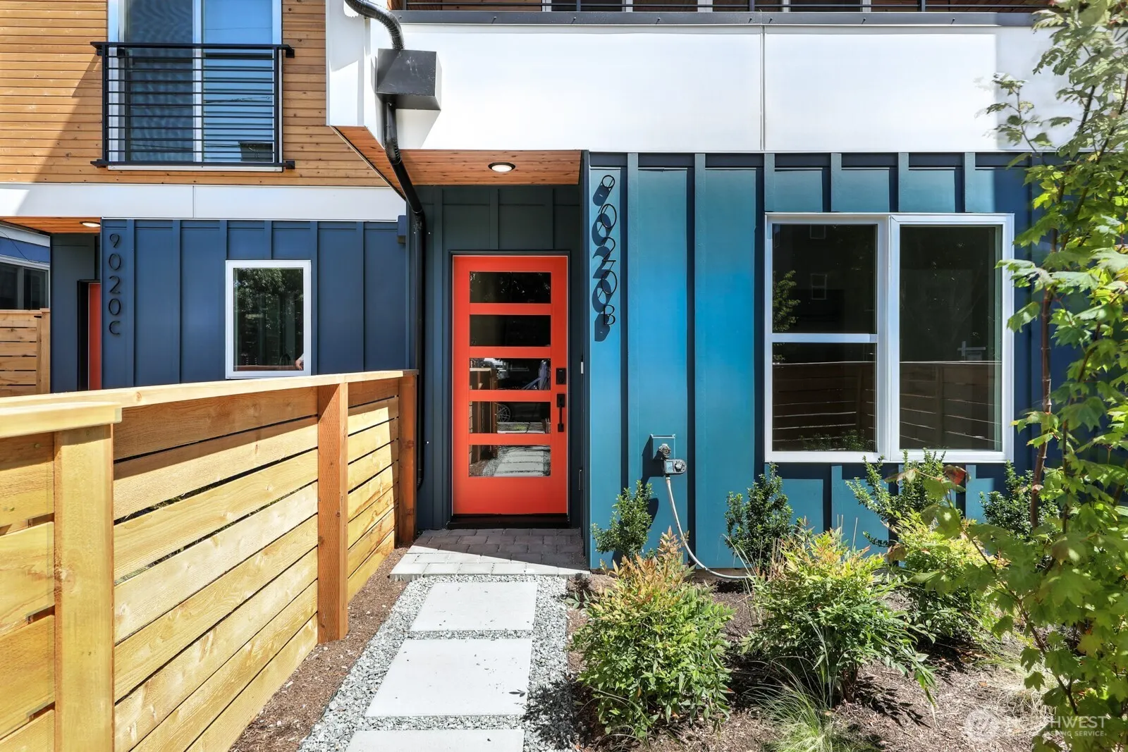 9020 13th Avenue NW #B, Seattle, WA 98117