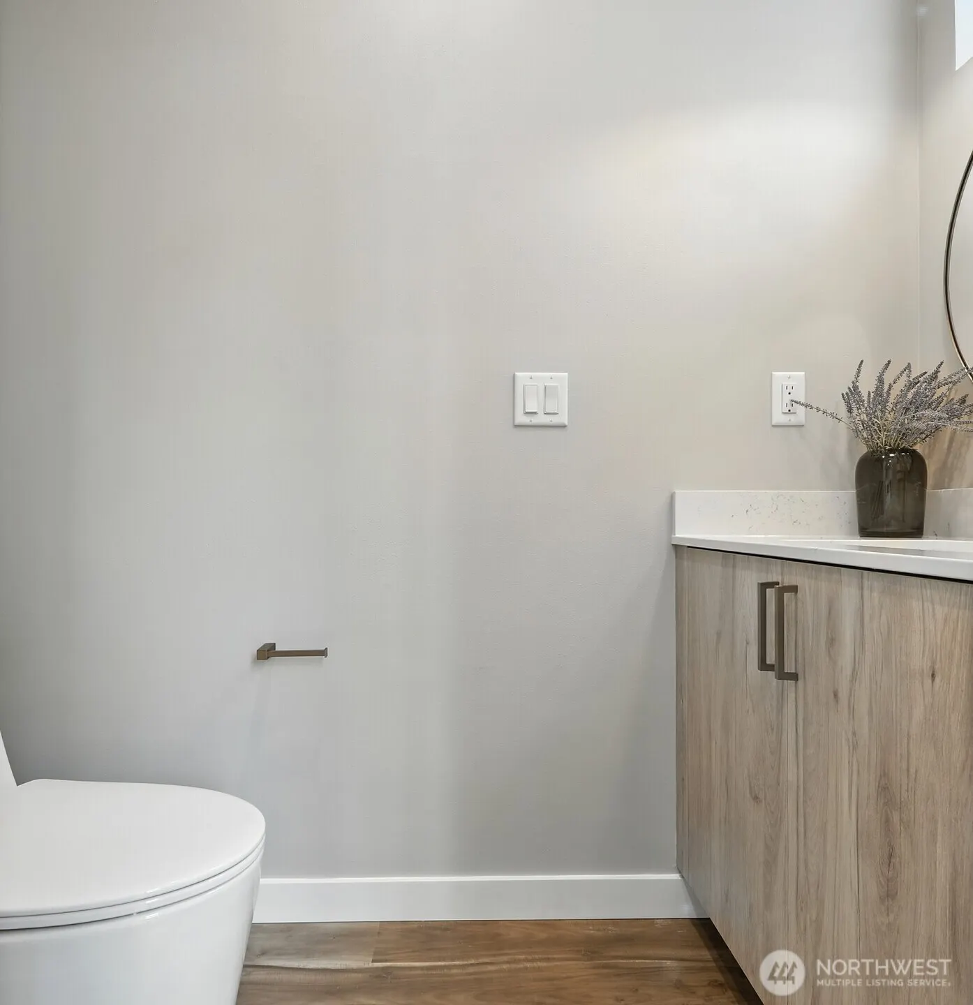 9020 13th Avenue NW #B, Seattle, WA 98117