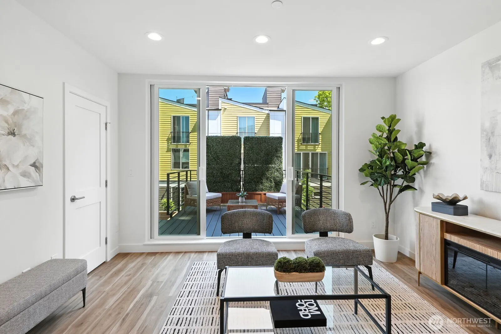 9020 13th Avenue NW #B, Seattle, WA 98117