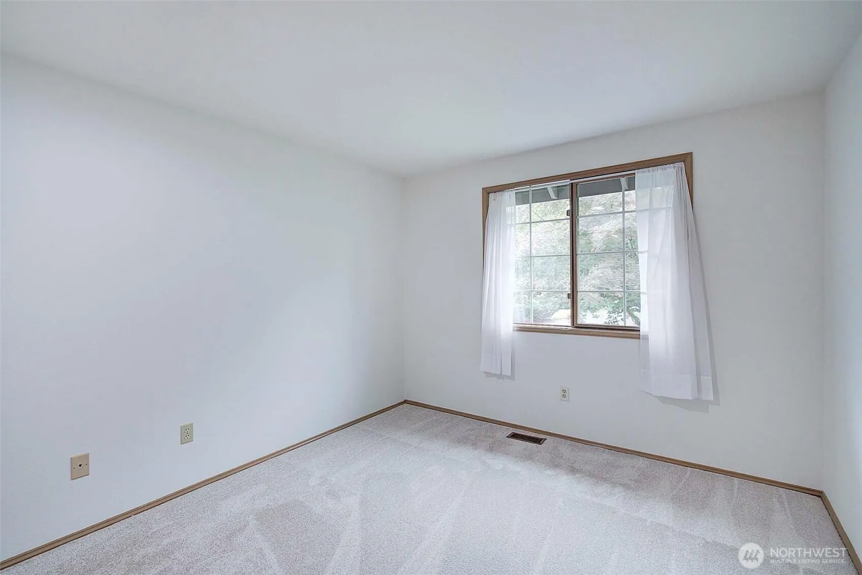 4260 246th Place SE, Sammamish, WA 98029