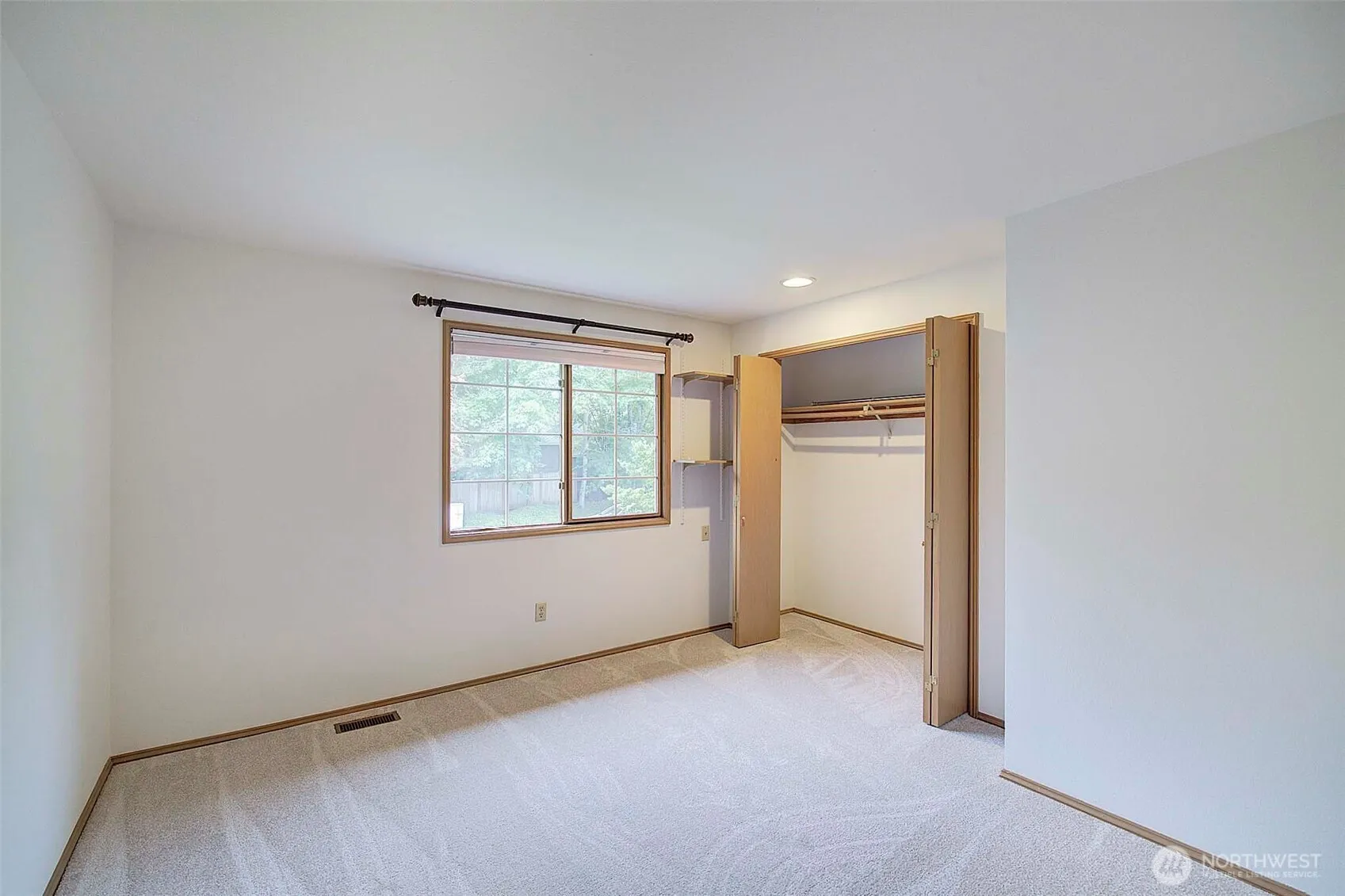 4260 246th Place SE, Sammamish, WA 98029