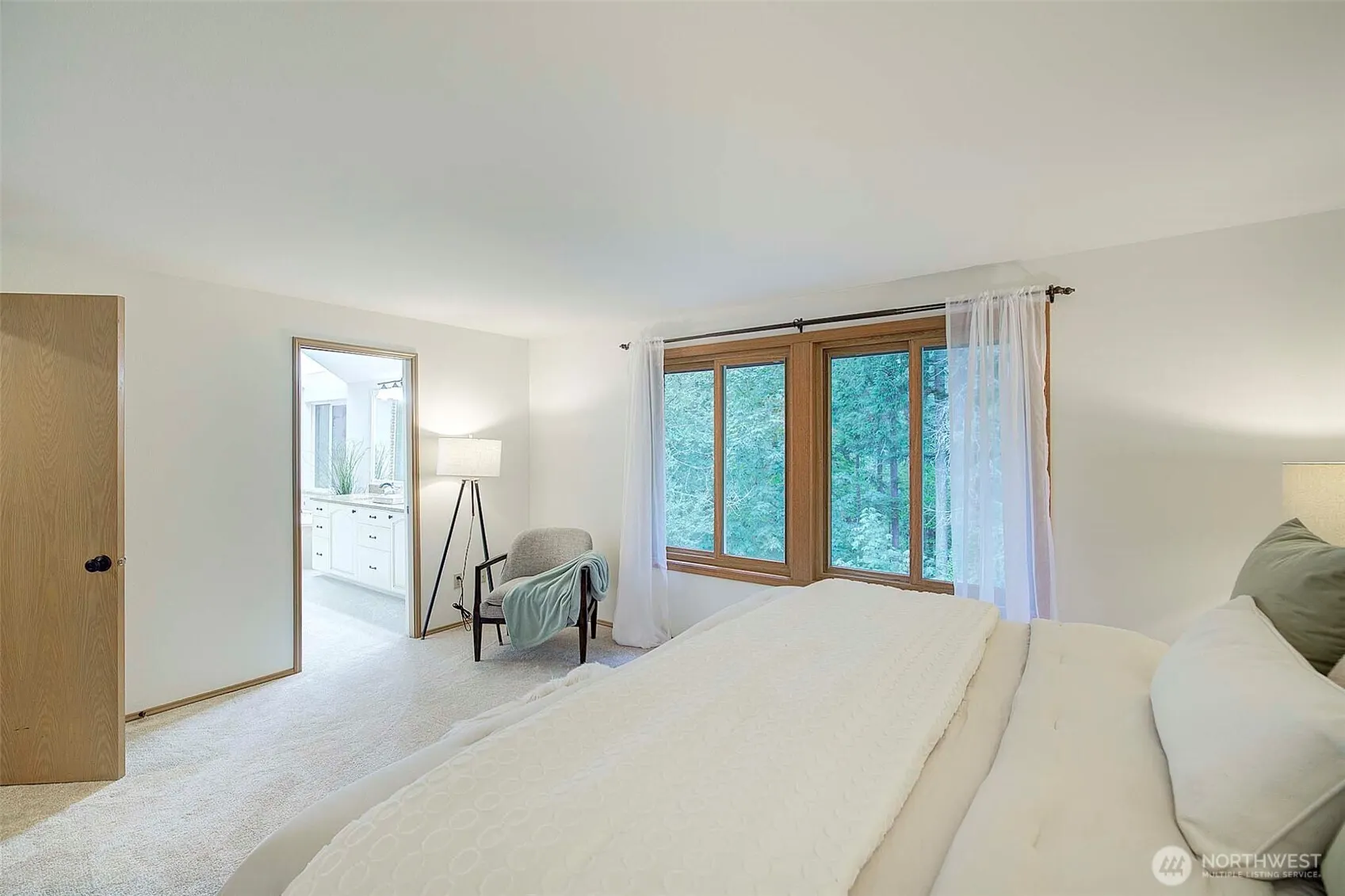 4260 246th Place SE, Sammamish, WA 98029