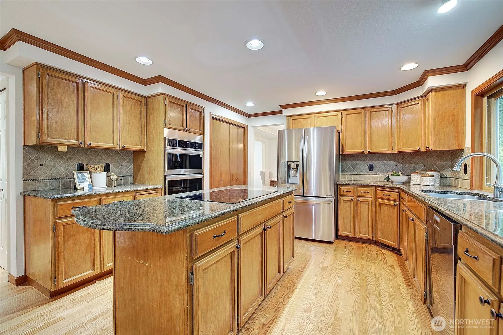 4260 246th Place SE, Sammamish, WA 98029