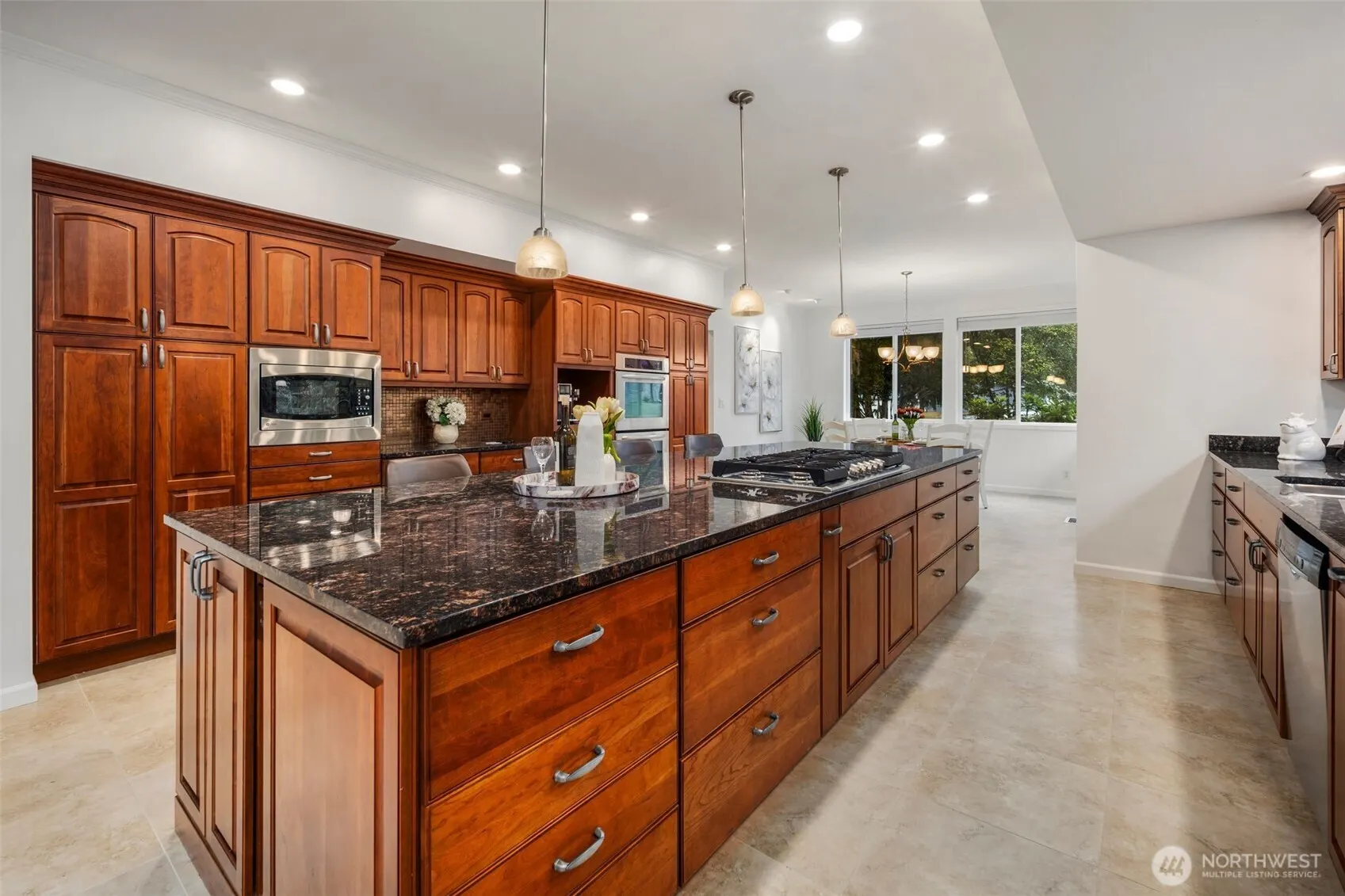 6510 242nd Avenue NE, Redmond, WA 98053