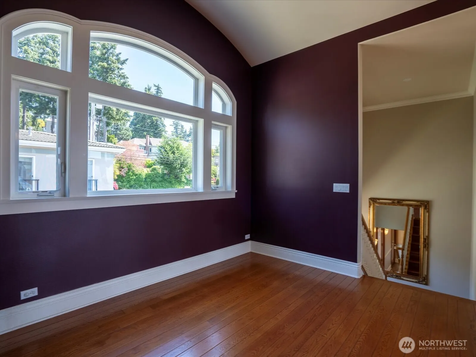 10925 81st Place NE, Kirkland, WA 98034