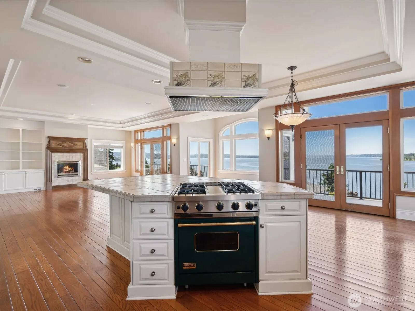 10925 81st Place NE, Kirkland, WA 98034