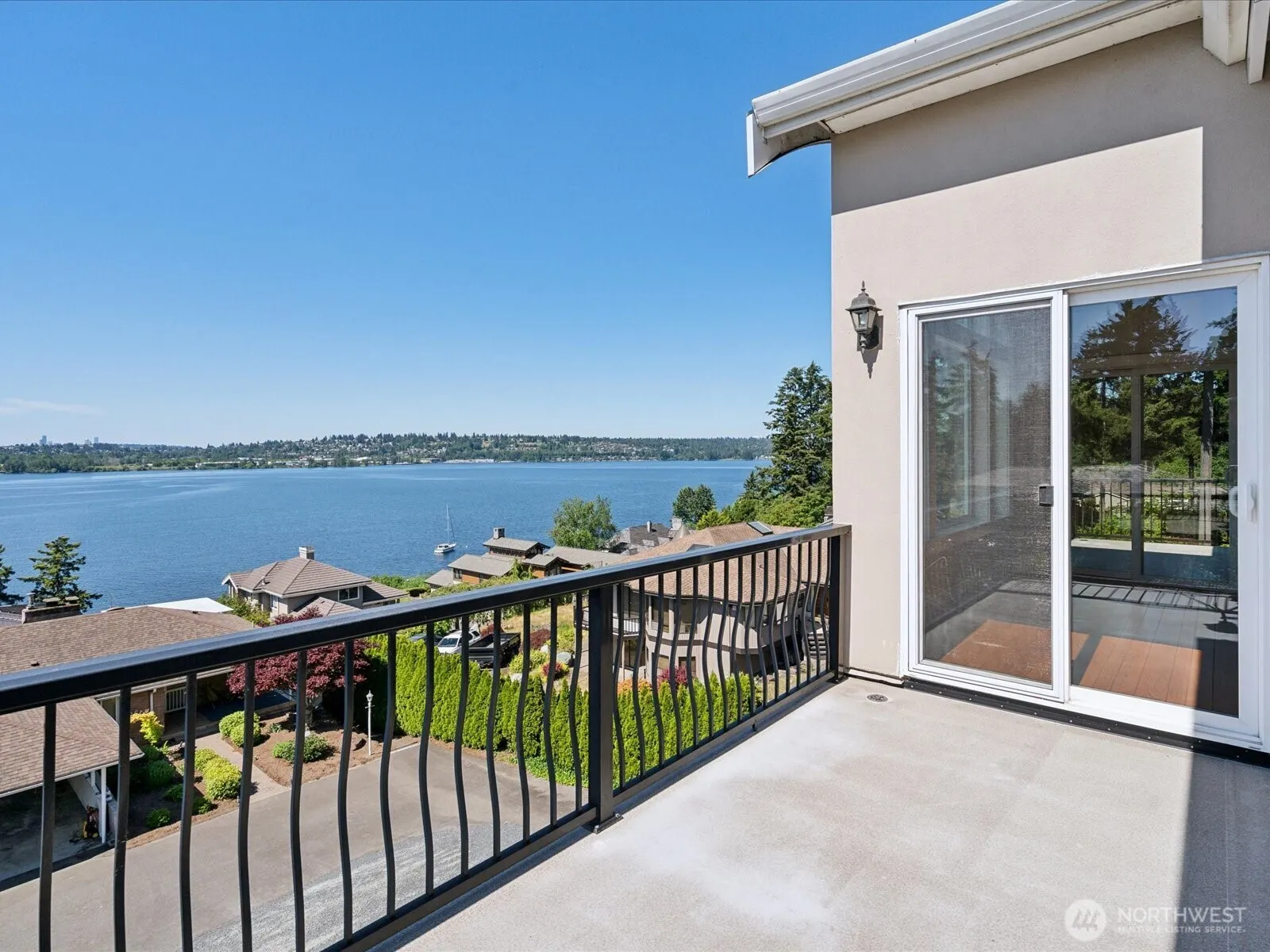 10925 81st Place NE, Kirkland, WA 98034