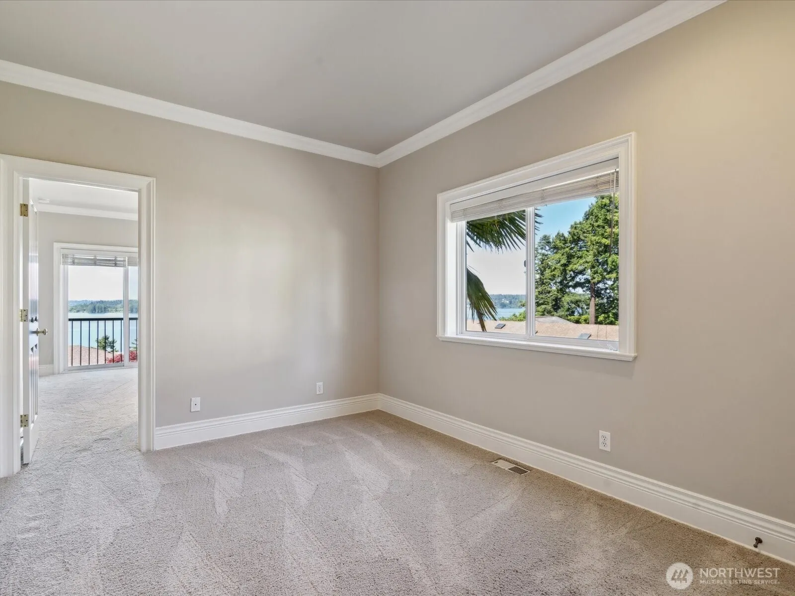 10925 81st Place NE, Kirkland, WA 98034