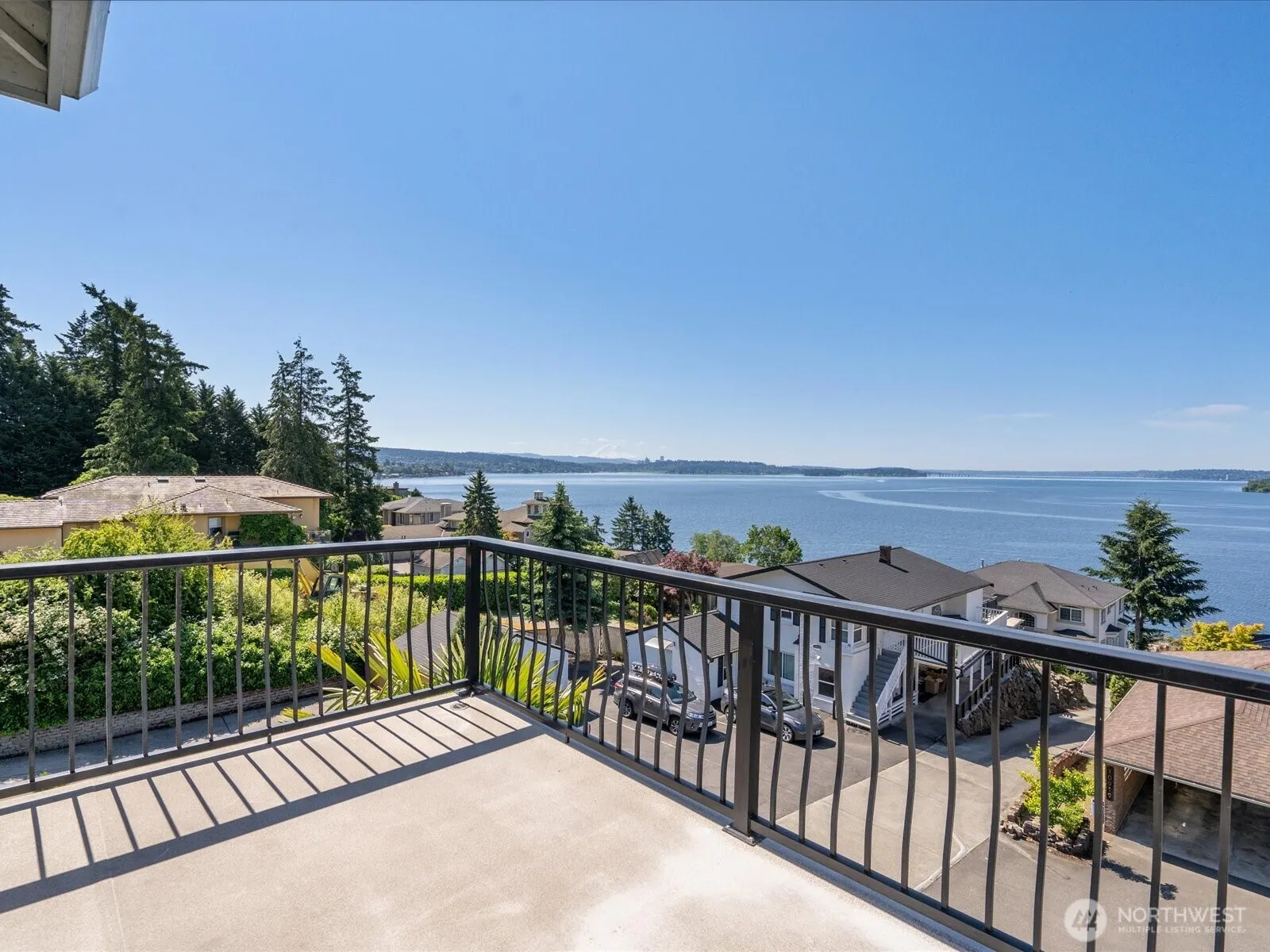 10925 81st Place NE, Kirkland, WA 98034