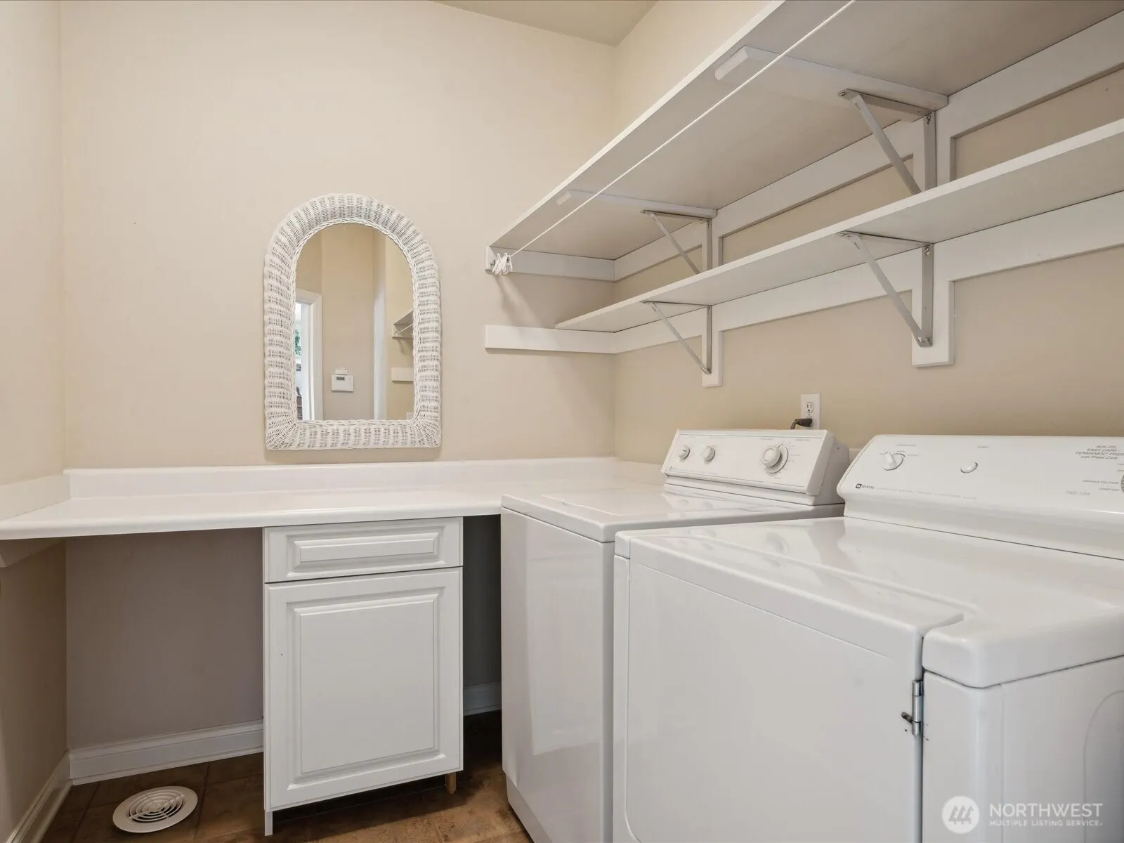 10925 81st Place NE, Kirkland, WA 98034