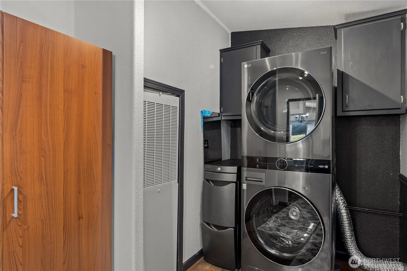 14447 SE 208th Street , Kent, WA 98042-3028