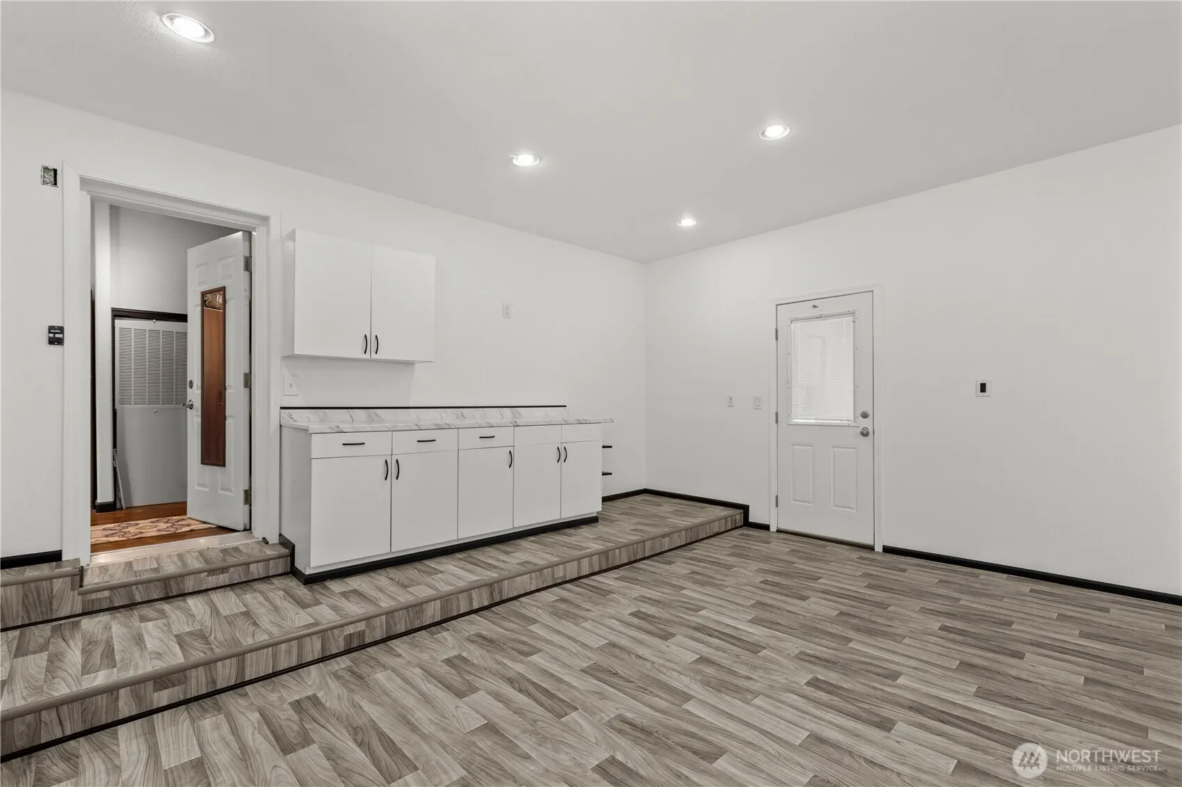 14447 SE 208th Street , Kent, WA 98042-3028