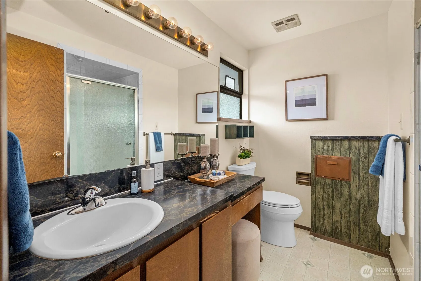 750 Hilltop Avenue , Kent, WA 98031-3118