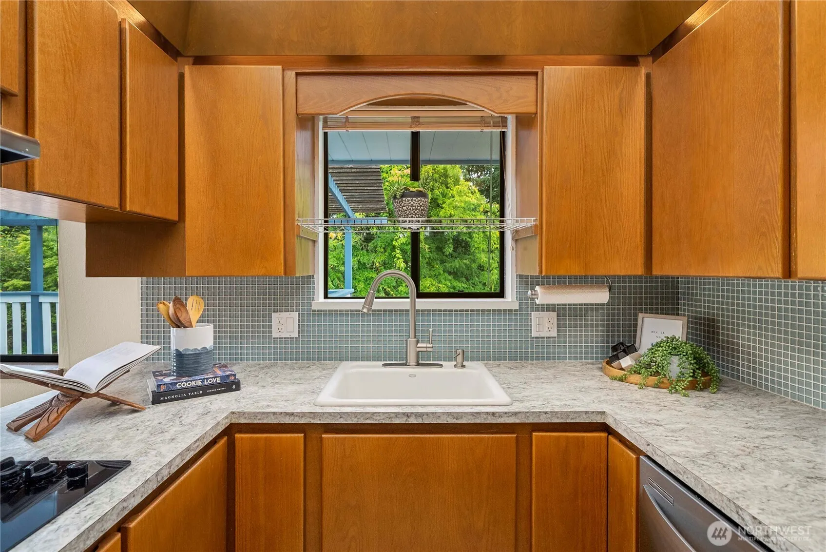 750 Hilltop Avenue , Kent, WA 98031-3118