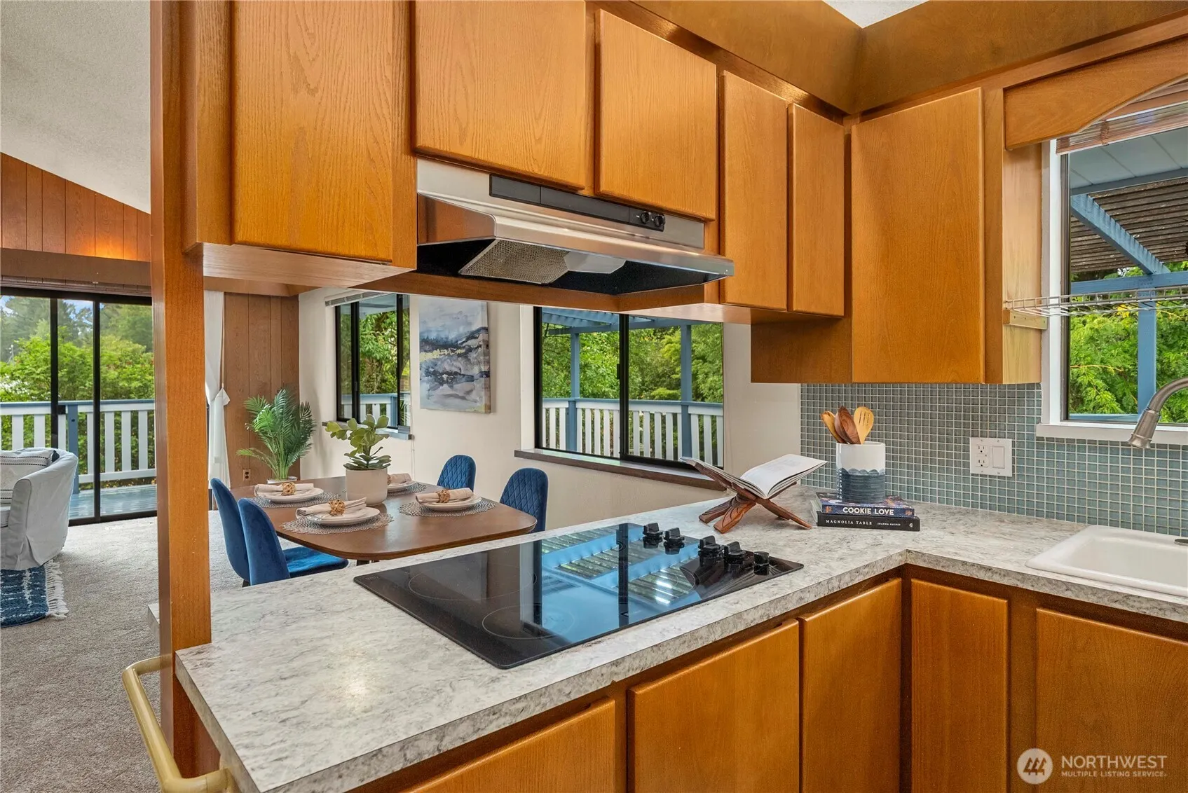 750 Hilltop Avenue , Kent, WA 98031-3118