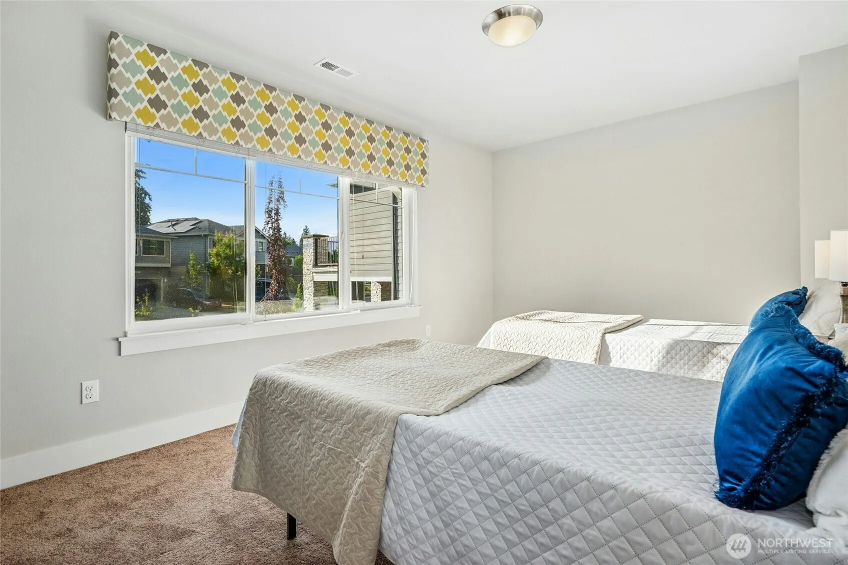 18405 15th Avenue W, Lynnwood, WA 98037