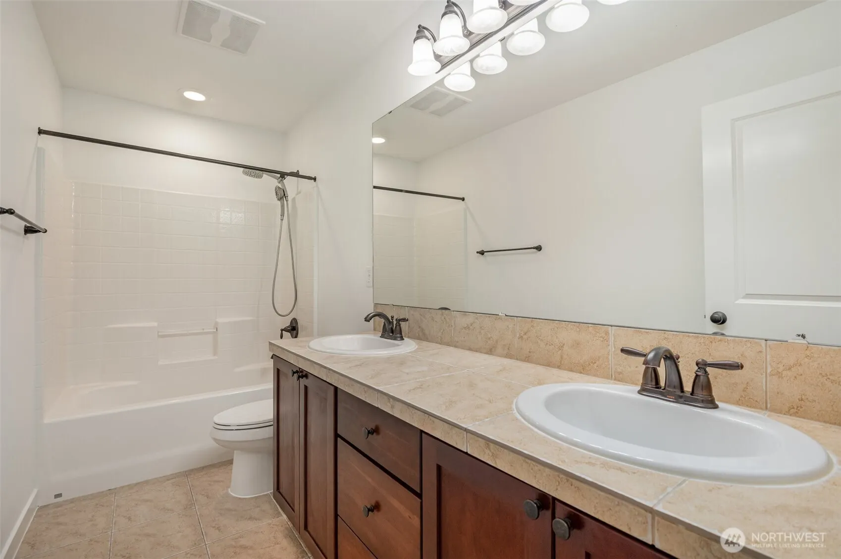 10269 Eastridge Drive NE, Redmond, WA 98053