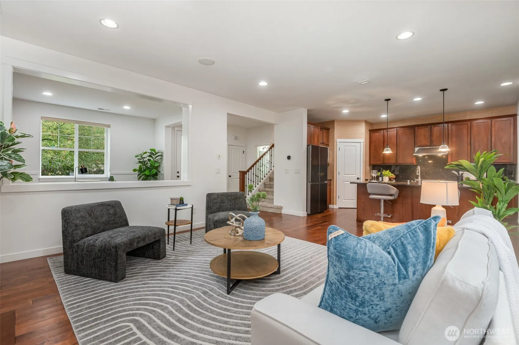 10269 Eastridge Drive NE, Redmond, WA 98053