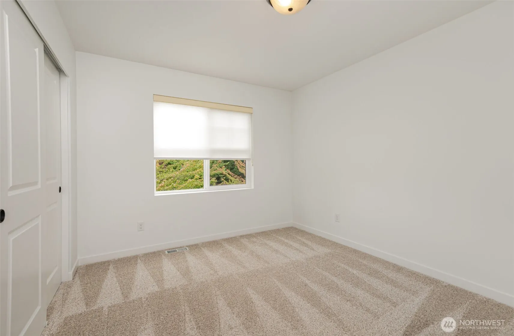 10269 Eastridge Drive NE, Redmond, WA 98053