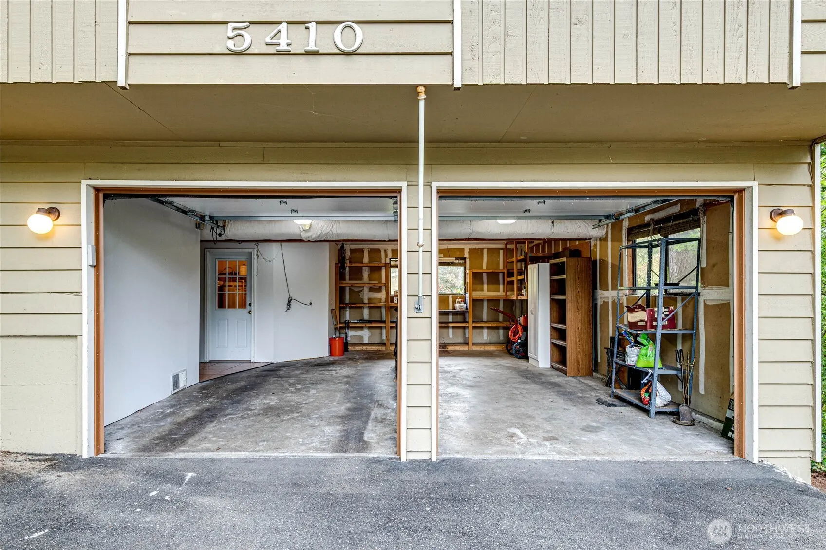 5410 189th Place SW, Lynnwood, WA 98036-5458