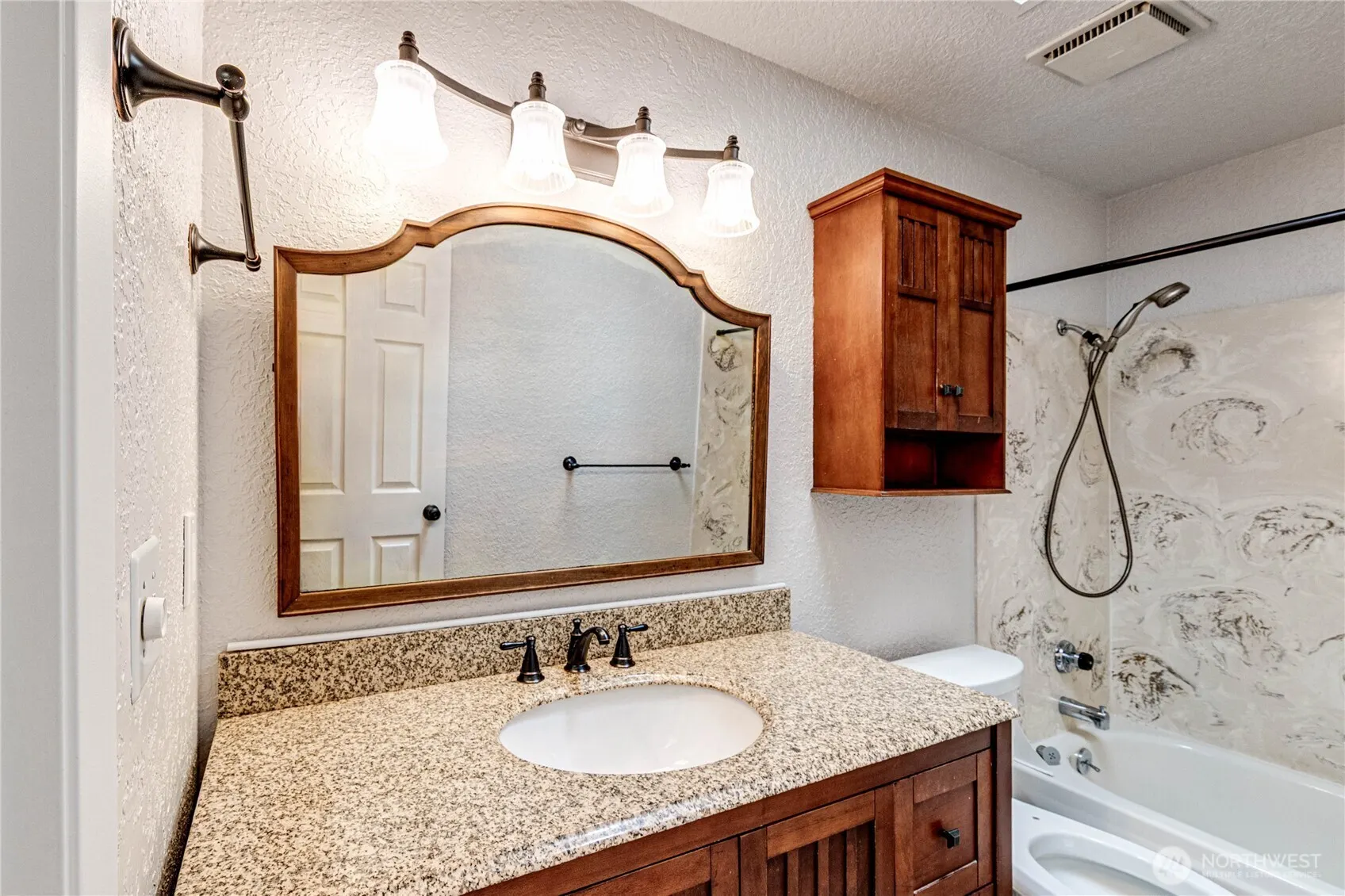 5410 189th Place SW, Lynnwood, WA 98036-5458