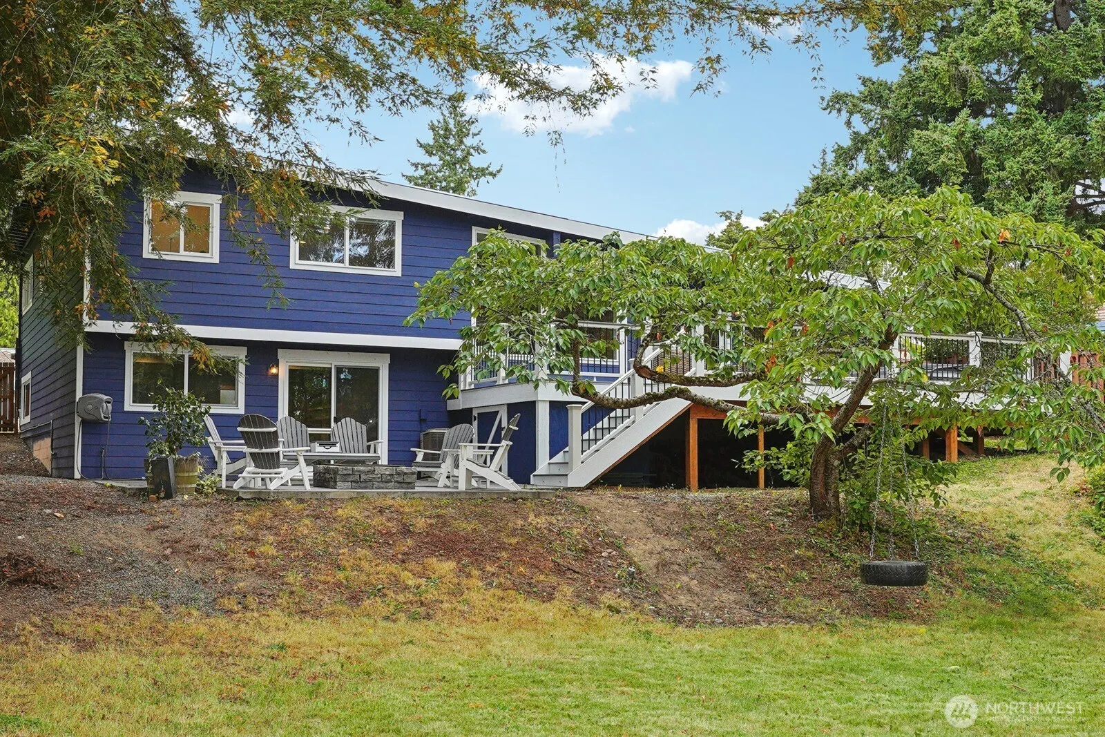 1326 145th Avenue SE, Bellevue, WA 98007-5637
