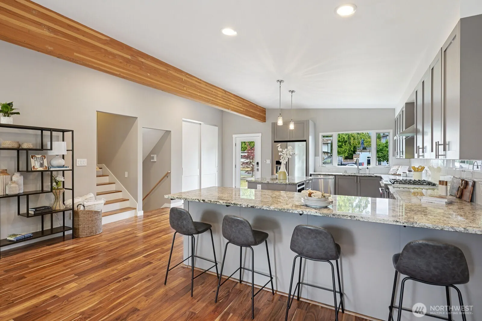 1326 145th Avenue SE, Bellevue, WA 98007-5637