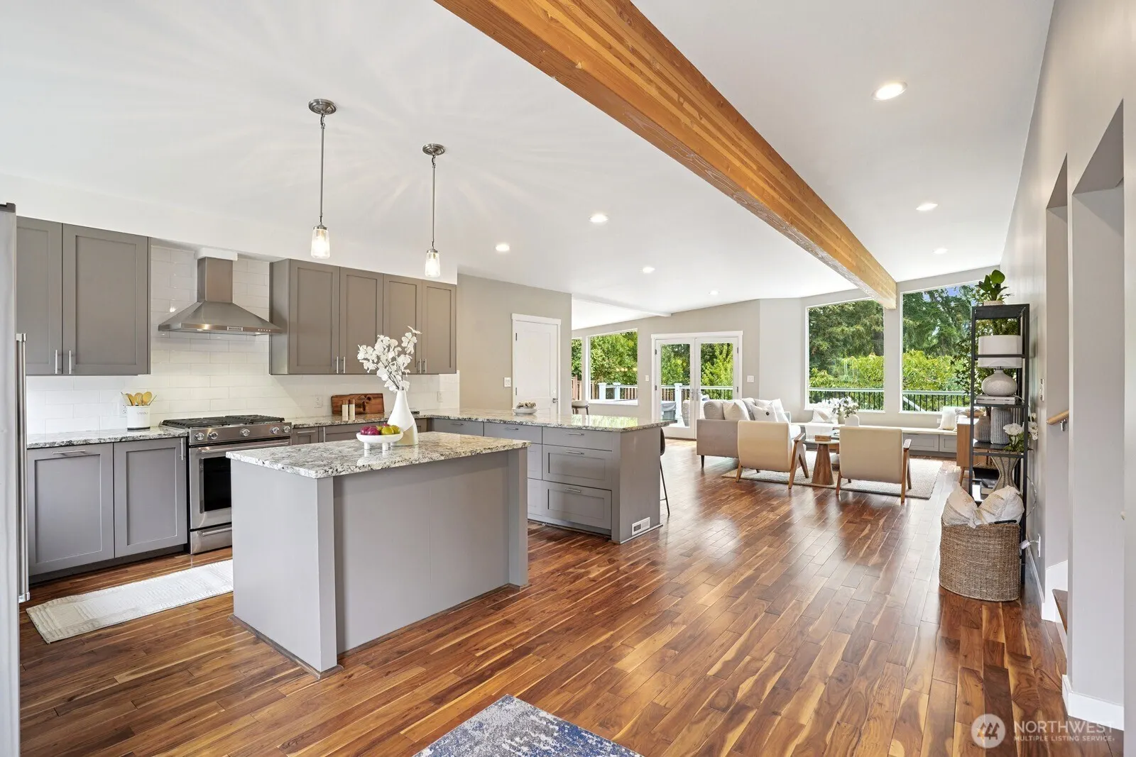 1326 145th Avenue SE, Bellevue, WA 98007-5637