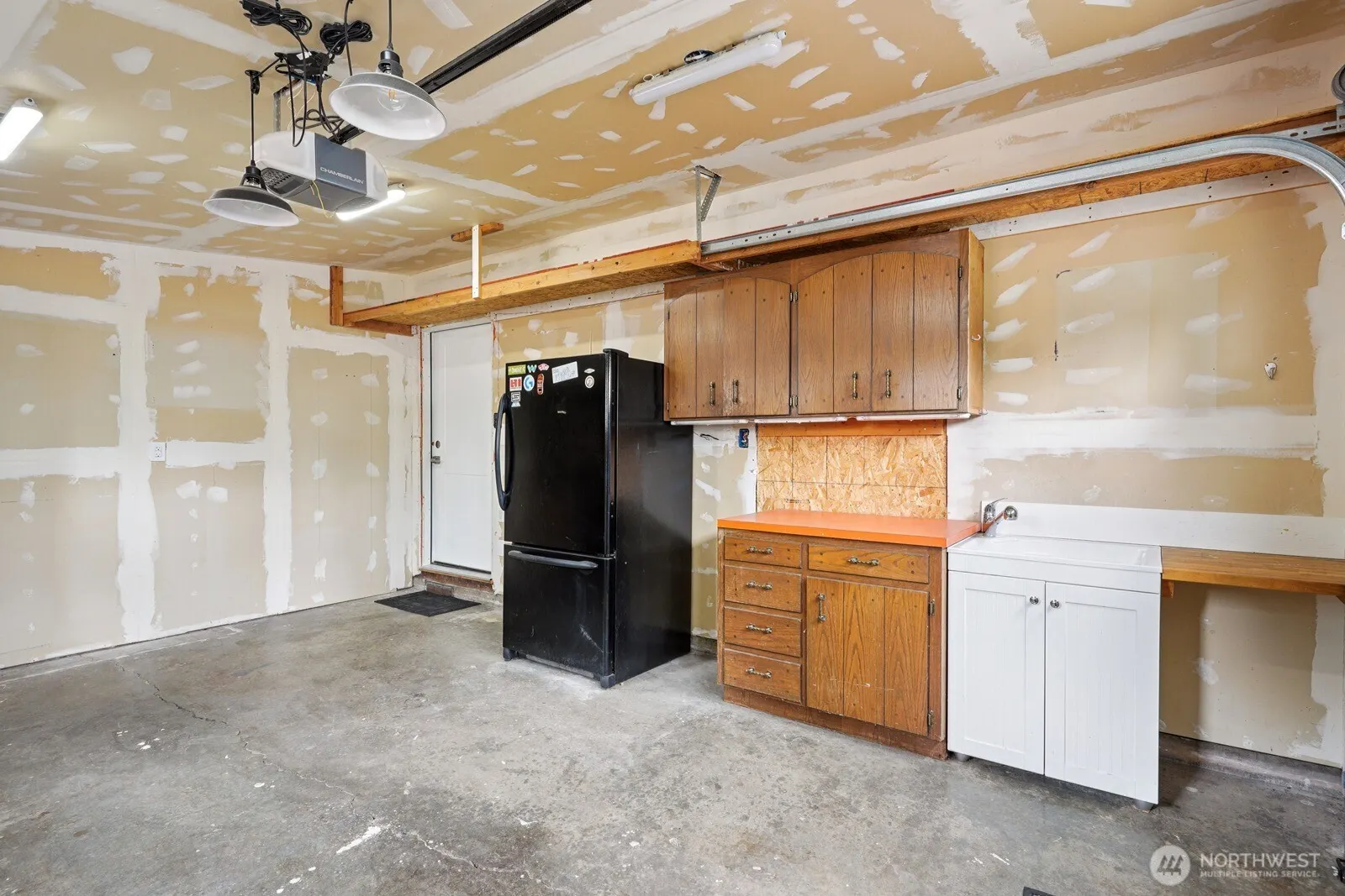 1326 145th Avenue SE, Bellevue, WA 98007-5637