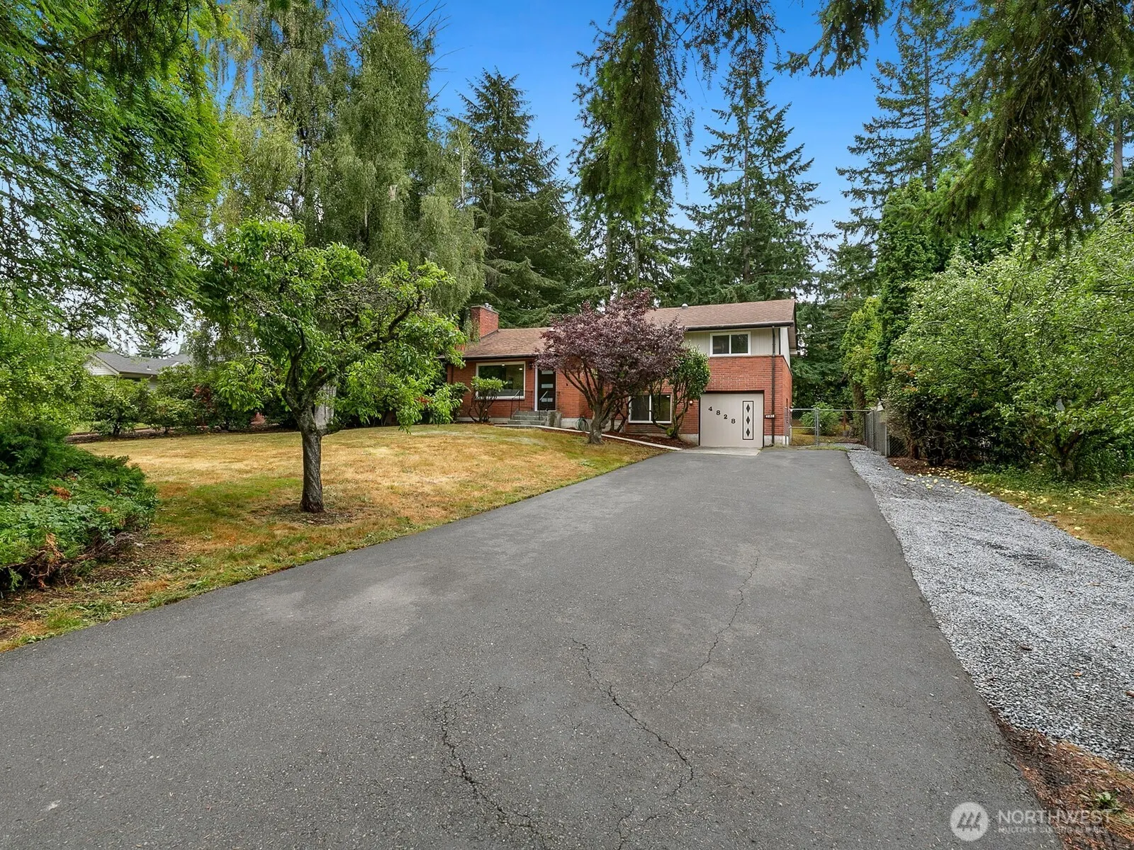 4828 180th Street SW, Lynnwood, WA 98037