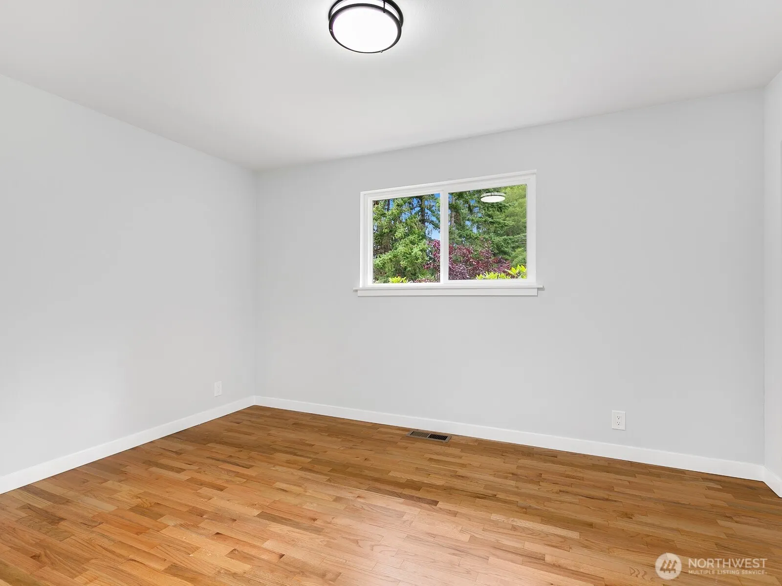 4828 180th Street SW, Lynnwood, WA 98037