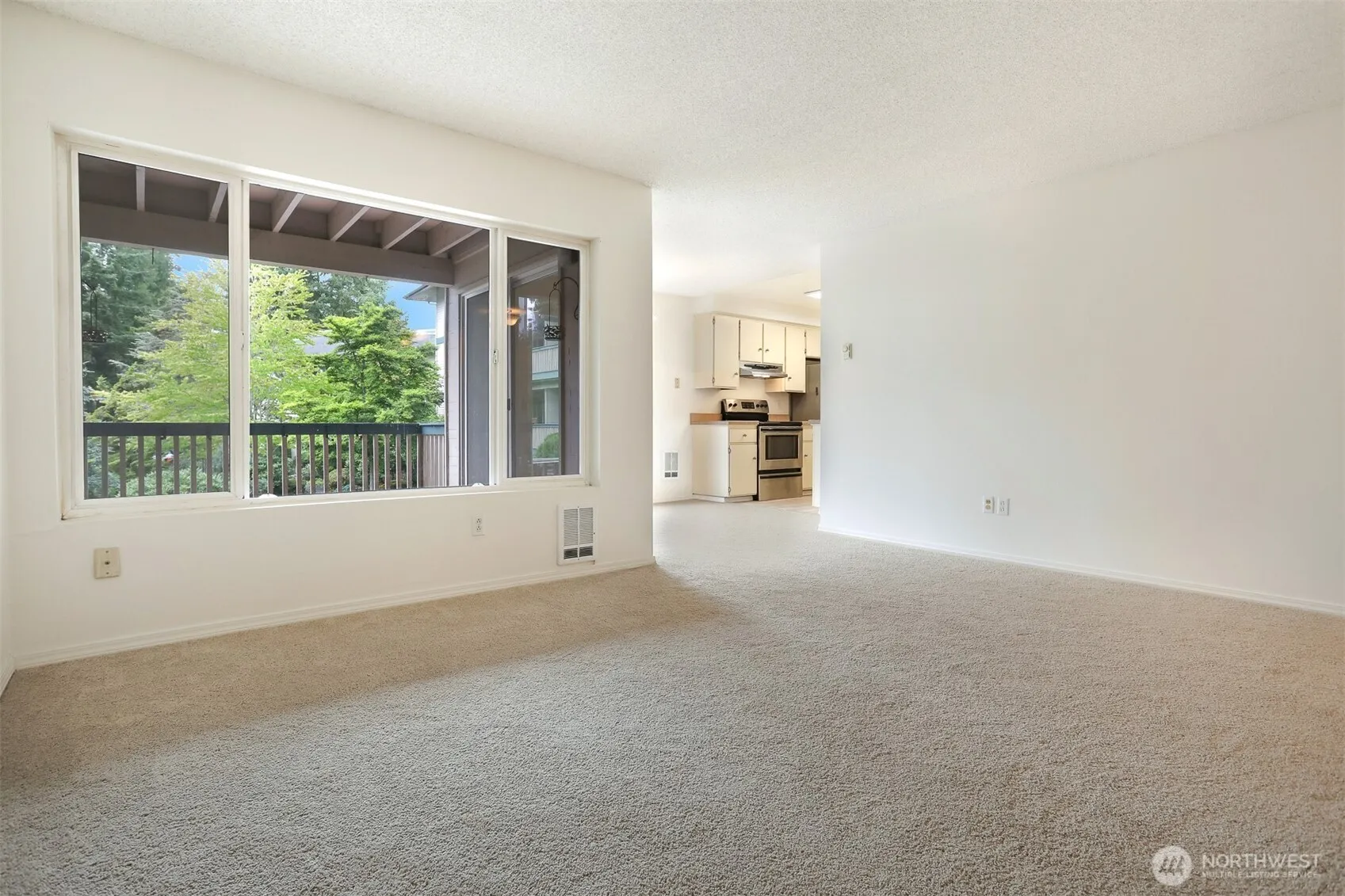 5630 200th Street SW #B119, Lynnwood, WA 98036