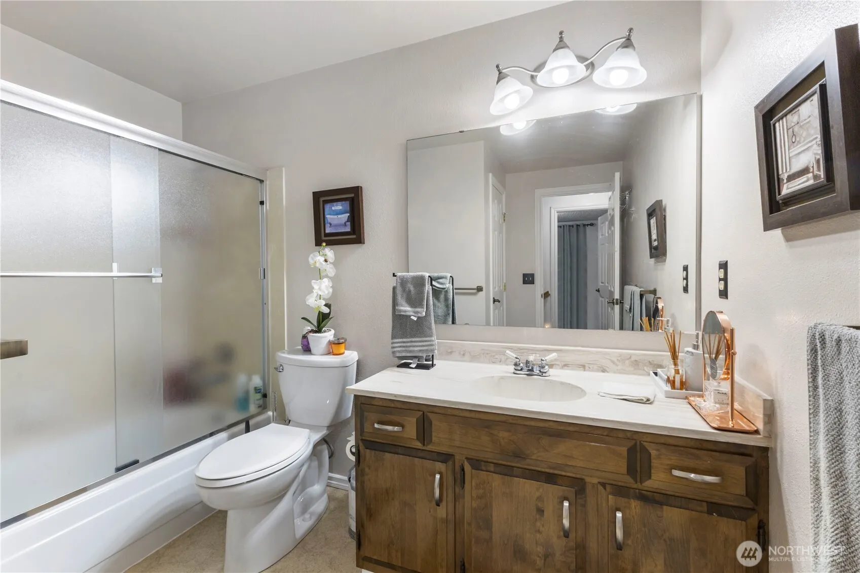 4705 S 272nd Street , Kent, WA 98032