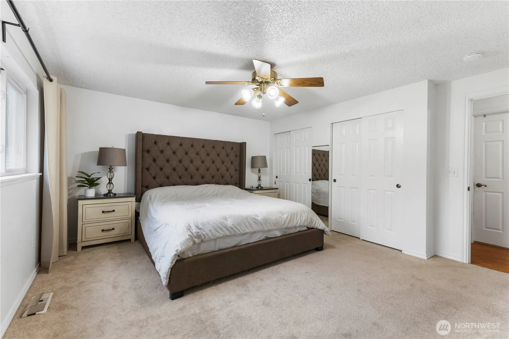4705 S 272nd Street , Kent, WA 98032