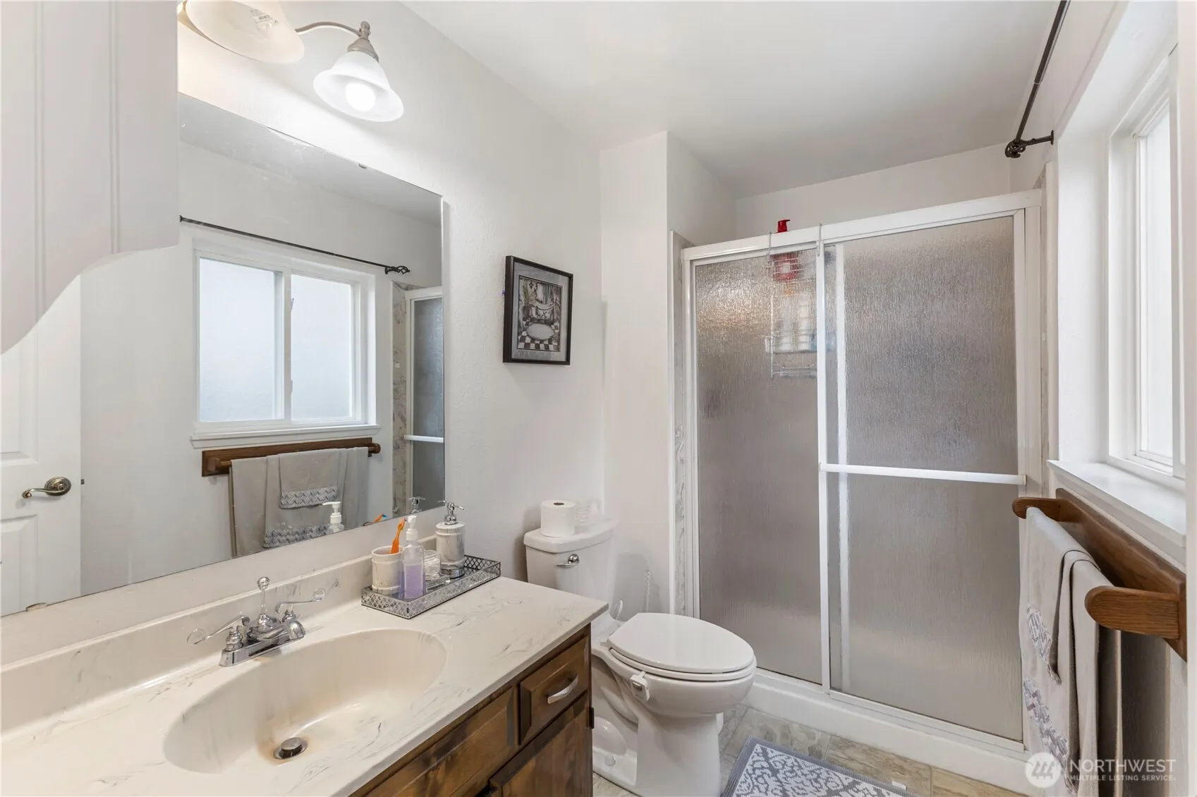 4705 S 272nd Street , Kent, WA 98032