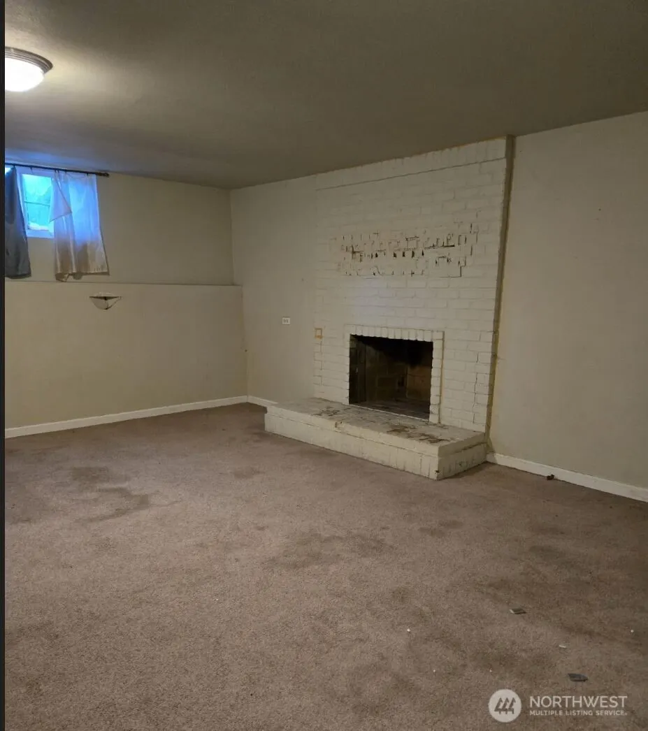 4140 NE 11th Street , Renton, WA 98059