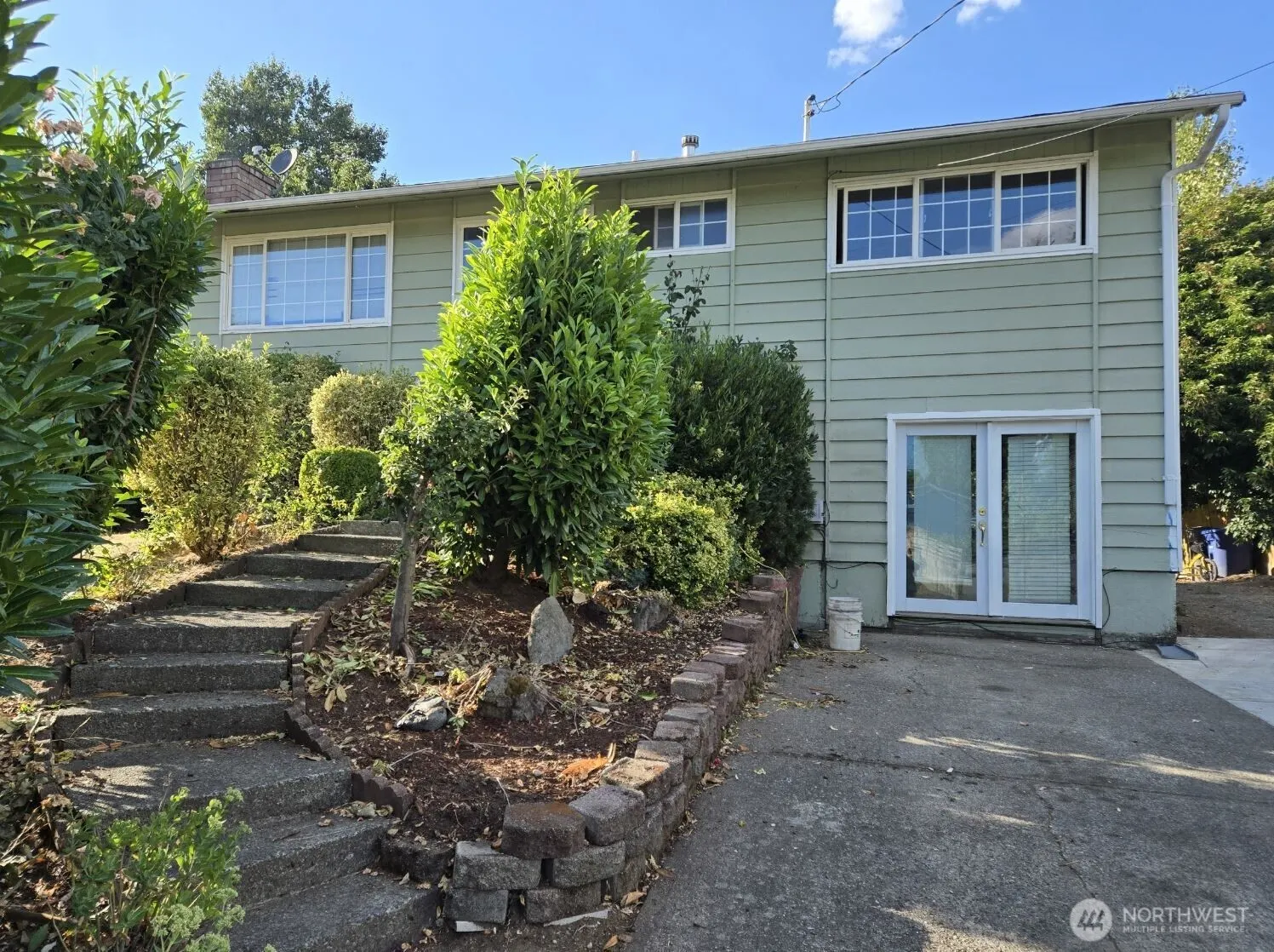 4140 NE 11th Street , Renton, WA 98059