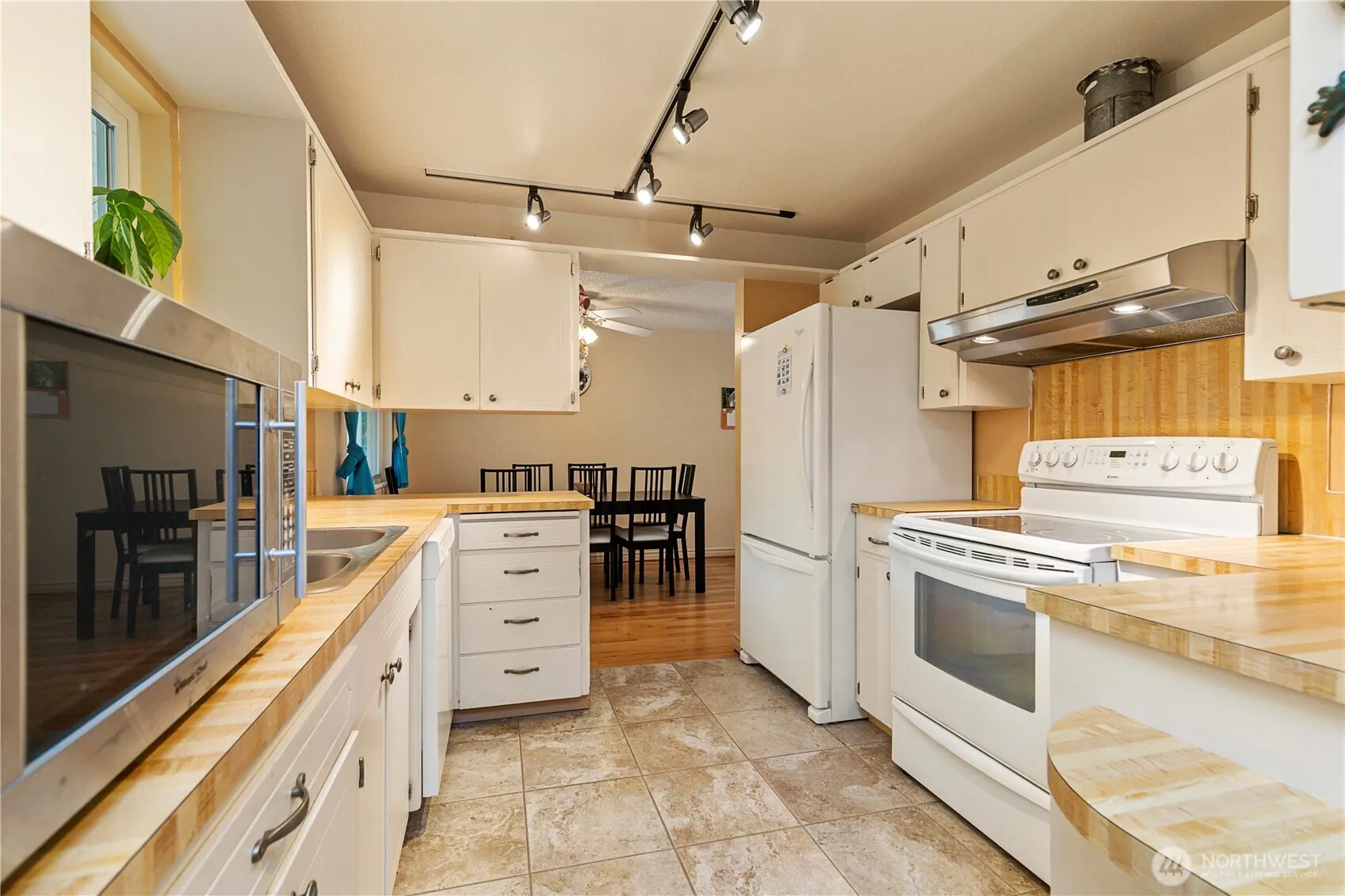 16433 SE 147th Street , Renton, WA 98059