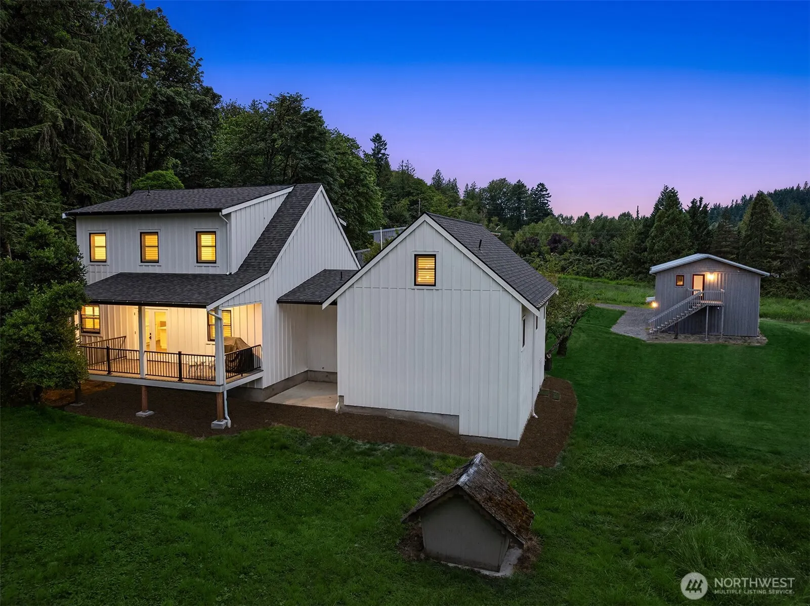 21002 NE 50th Street , Redmond, WA 98053-6003